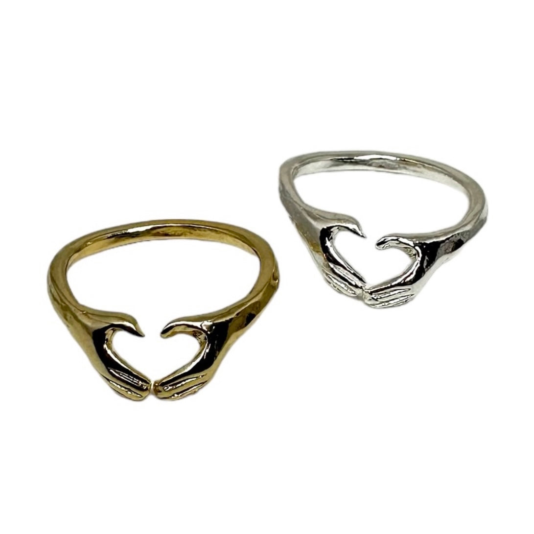 Love hands ring