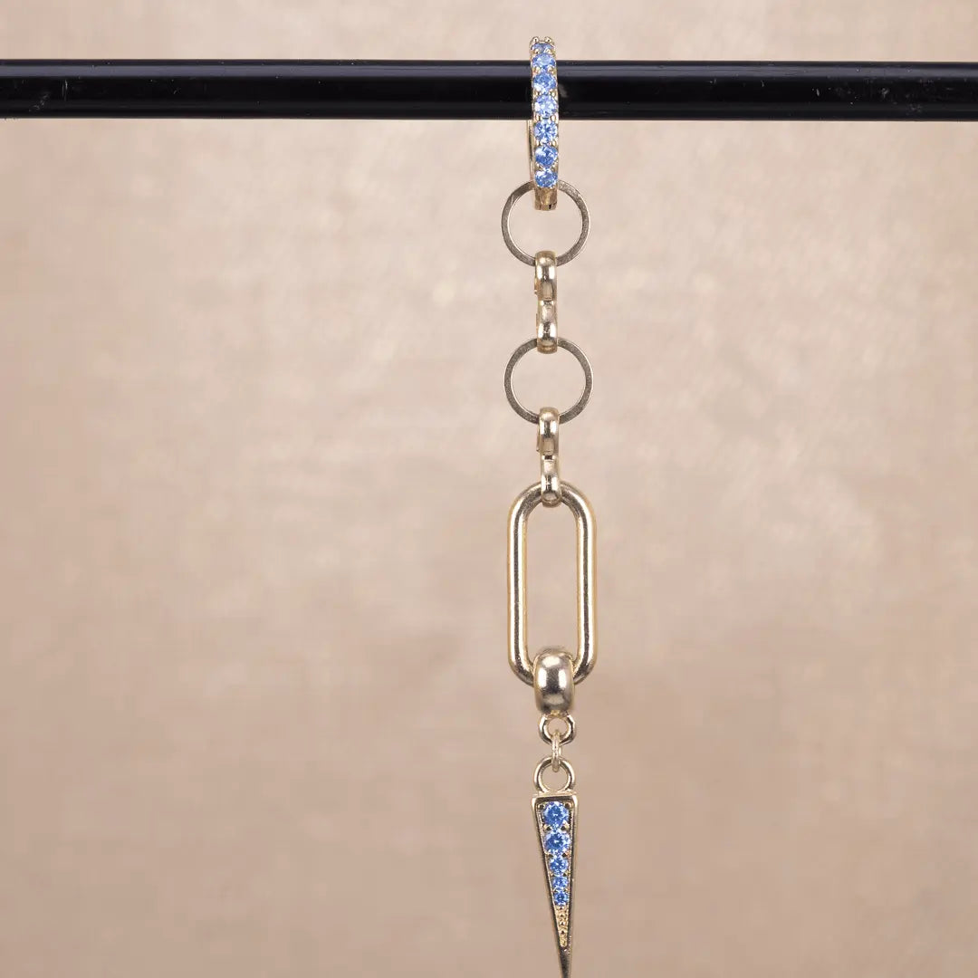 Ella - hängande örhänge med zirkontagg - gulddoublé - L8Hasselblad