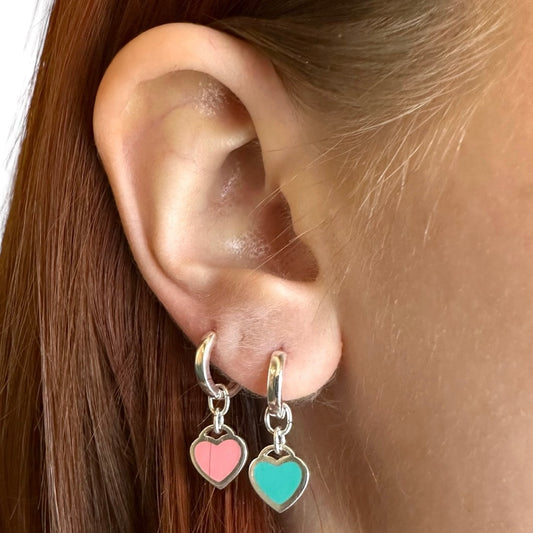 Hanging earring with pastel hearts (chewing gum)