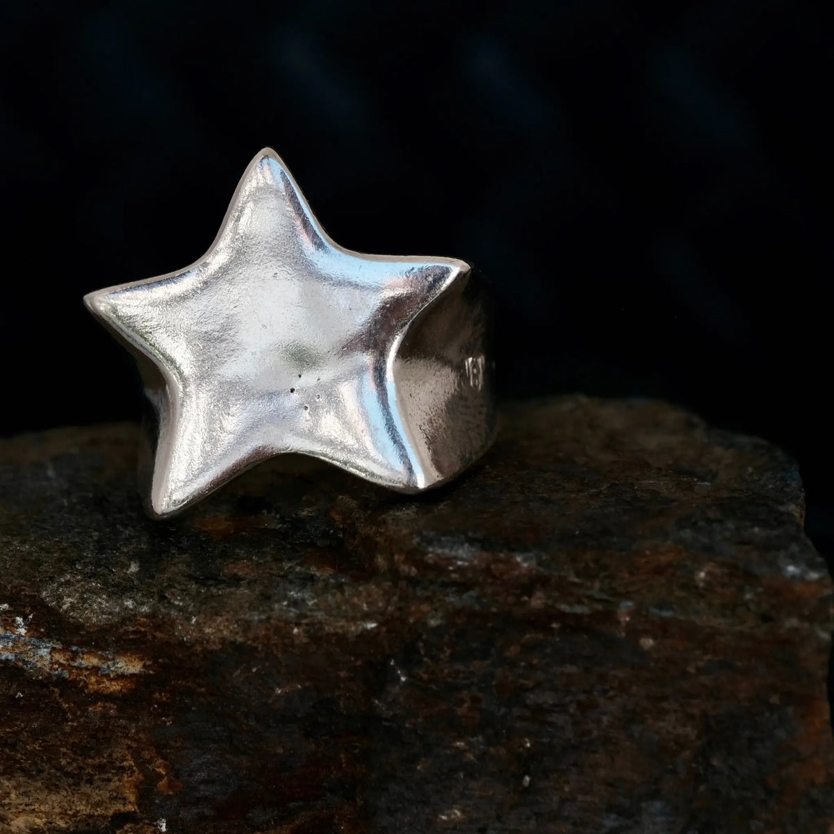 FKN STAR - Ring L8Hasselblad