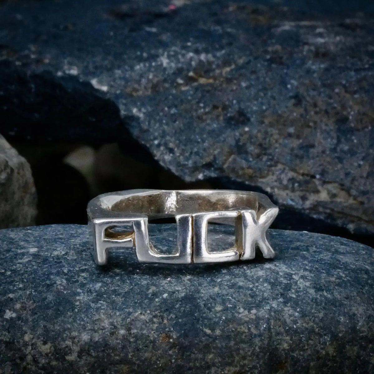 FUCK - Ordring L8Hasselblad