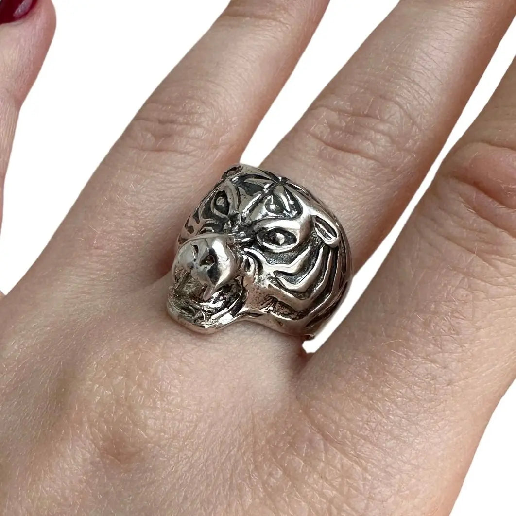 Farlig tigerring - L8Hasselblad