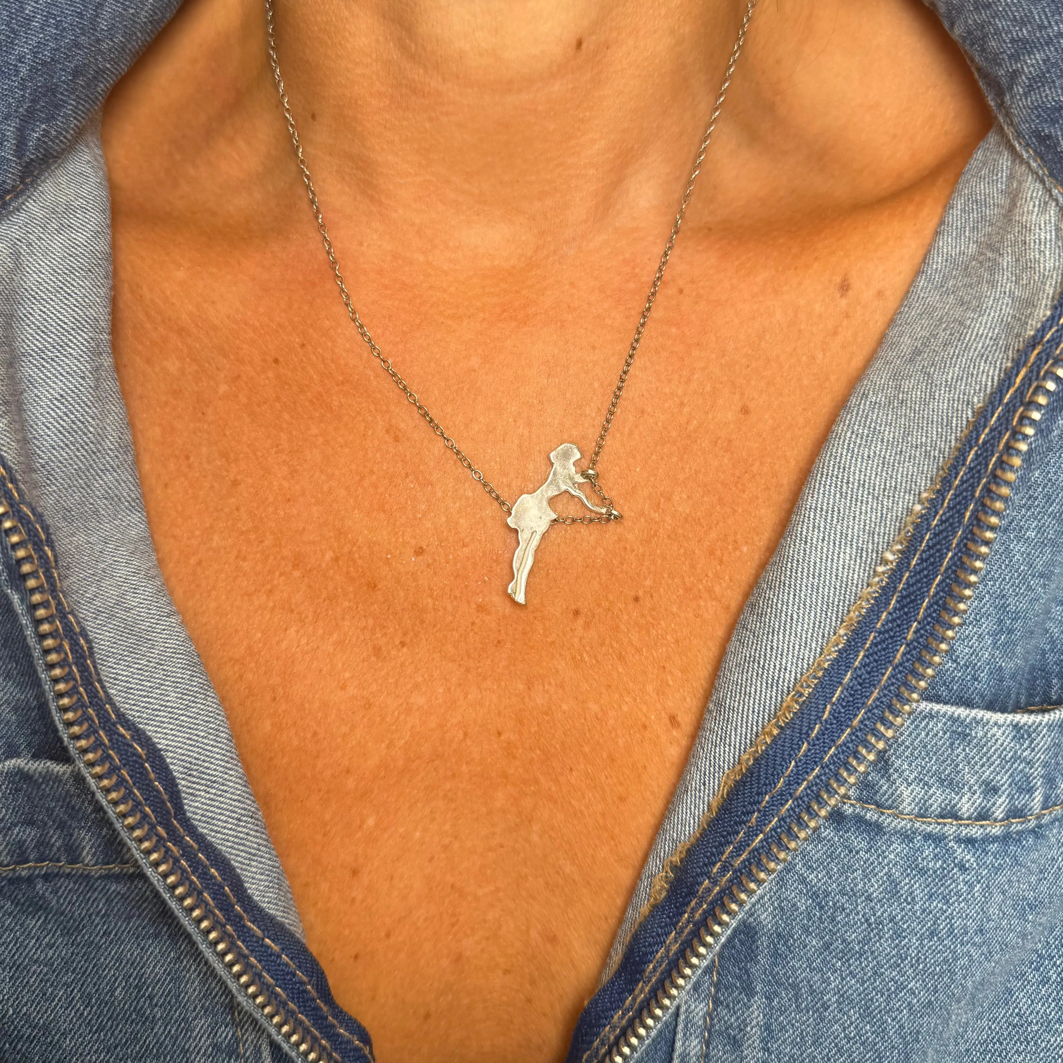 Frid - monterat silverhalsband - L8Hasselblad