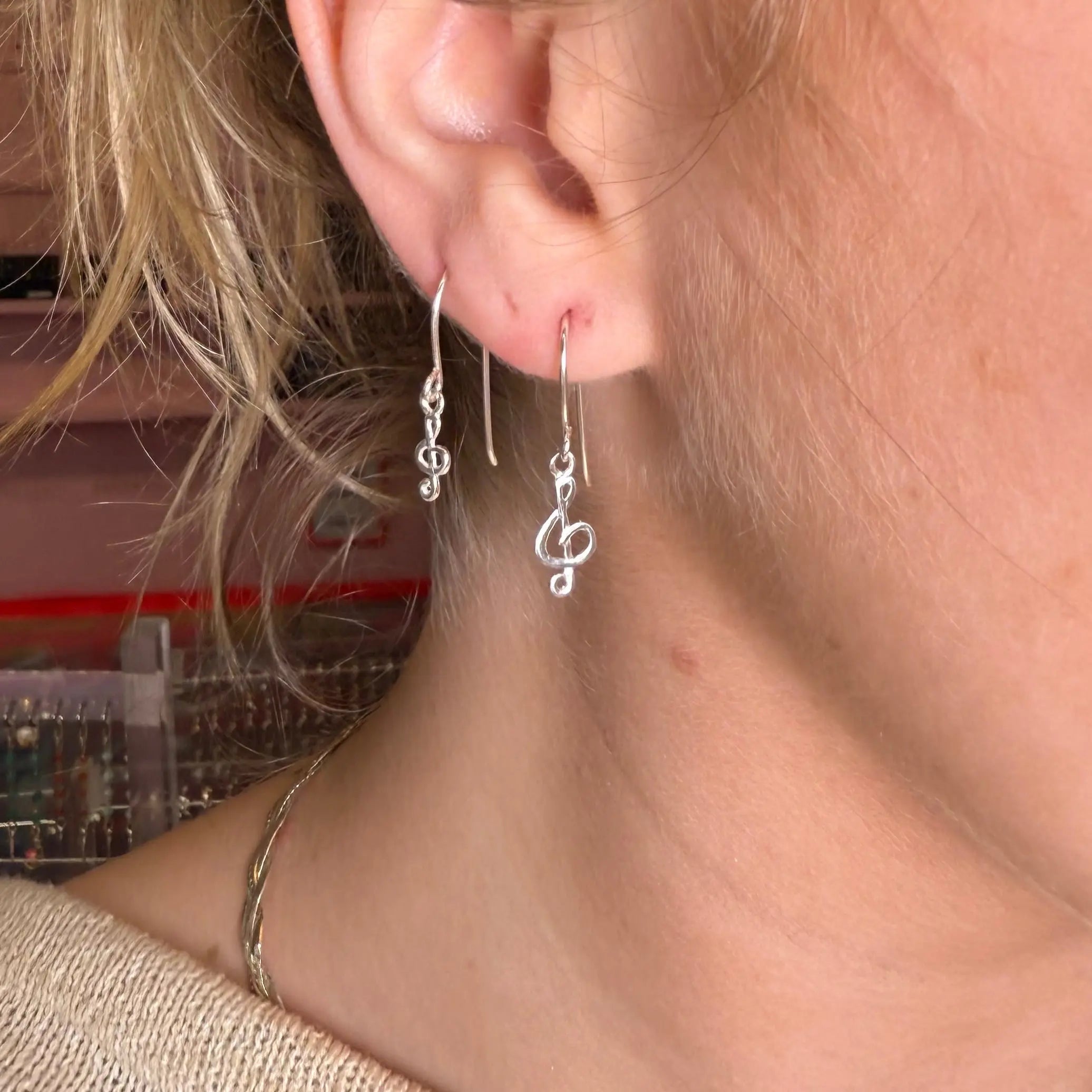 G - klav - silverörhängen - L8Hasselblad