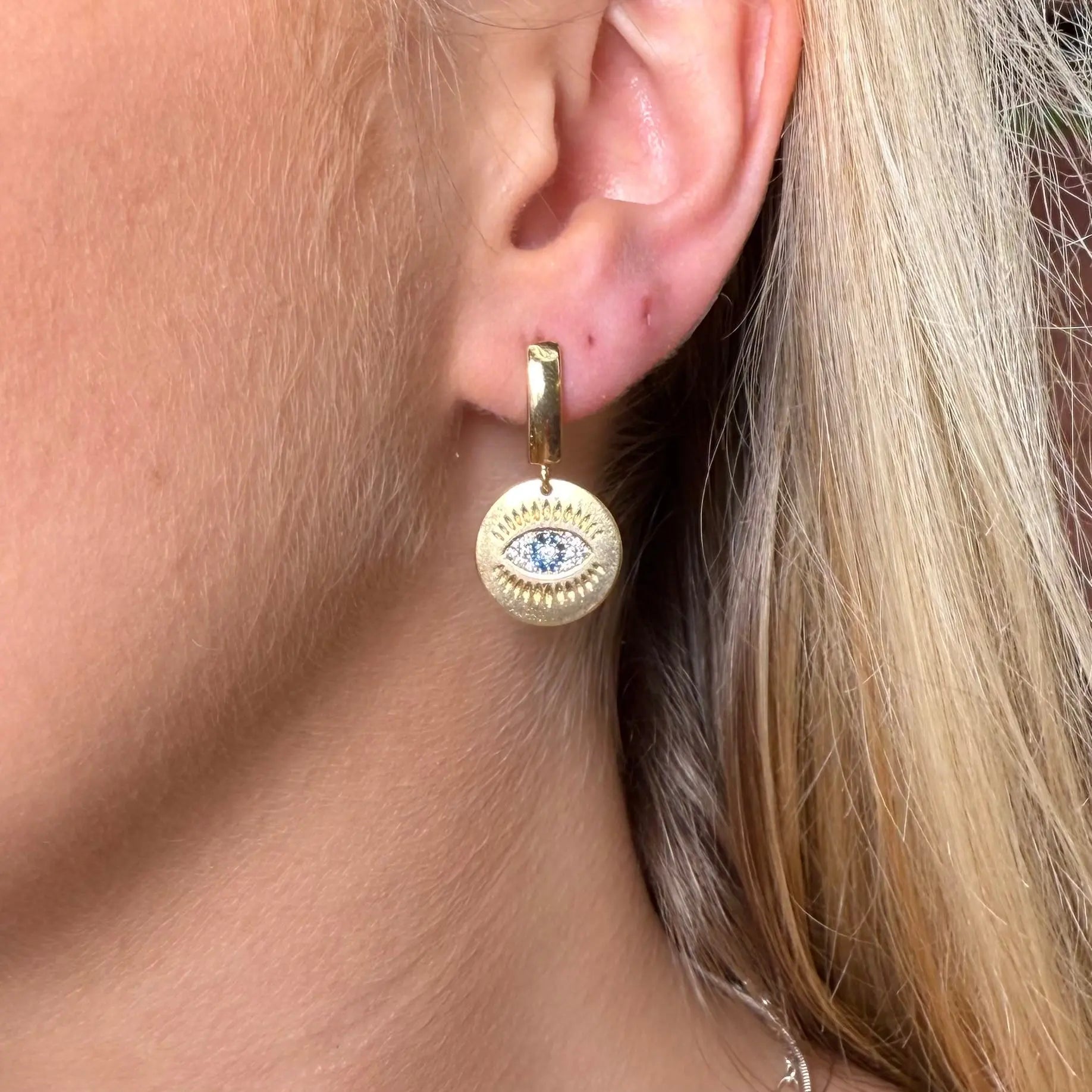 Godess eyes - guldörhänge - L8Hasselblad