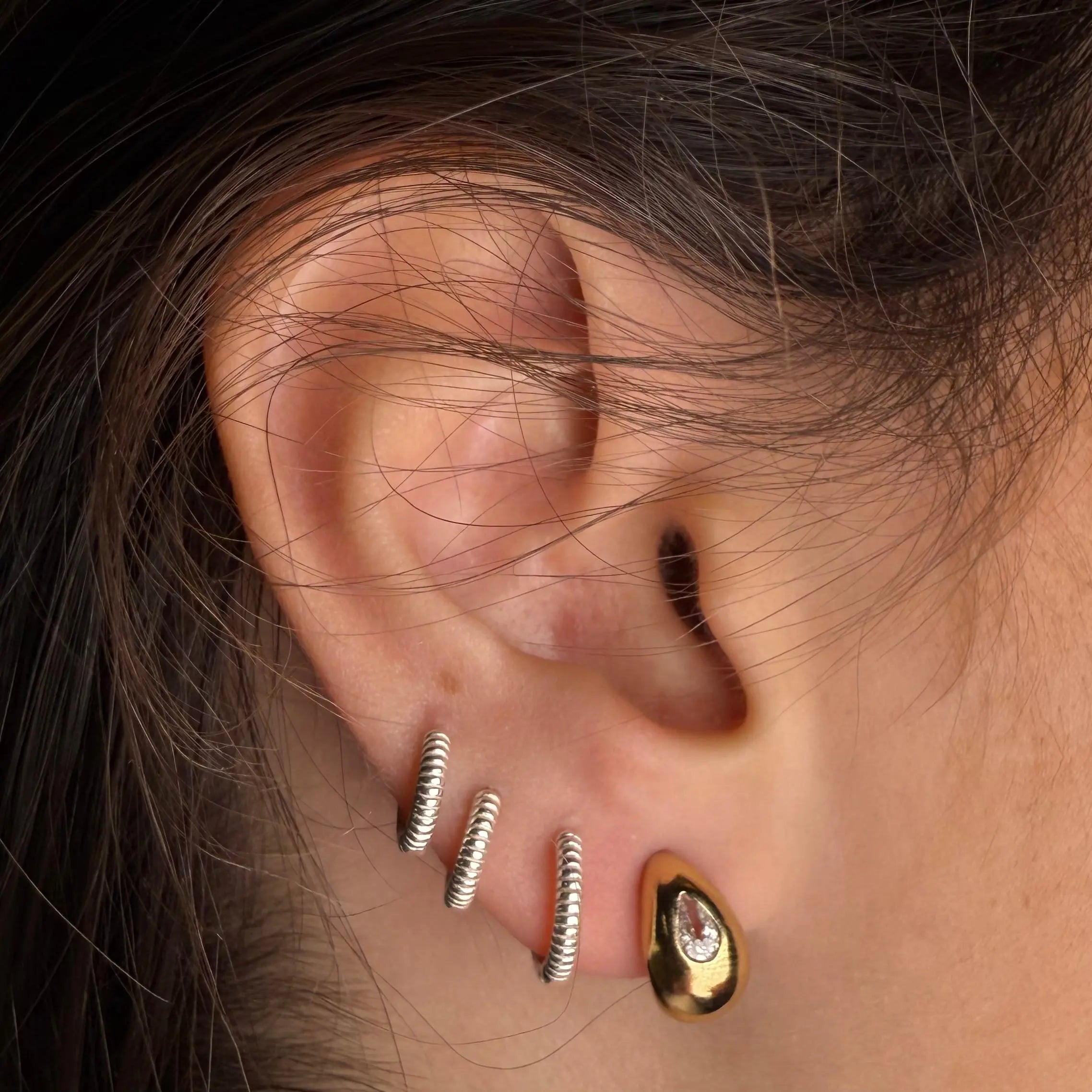 Guldiga zirkon droppar - L8Hasselblad