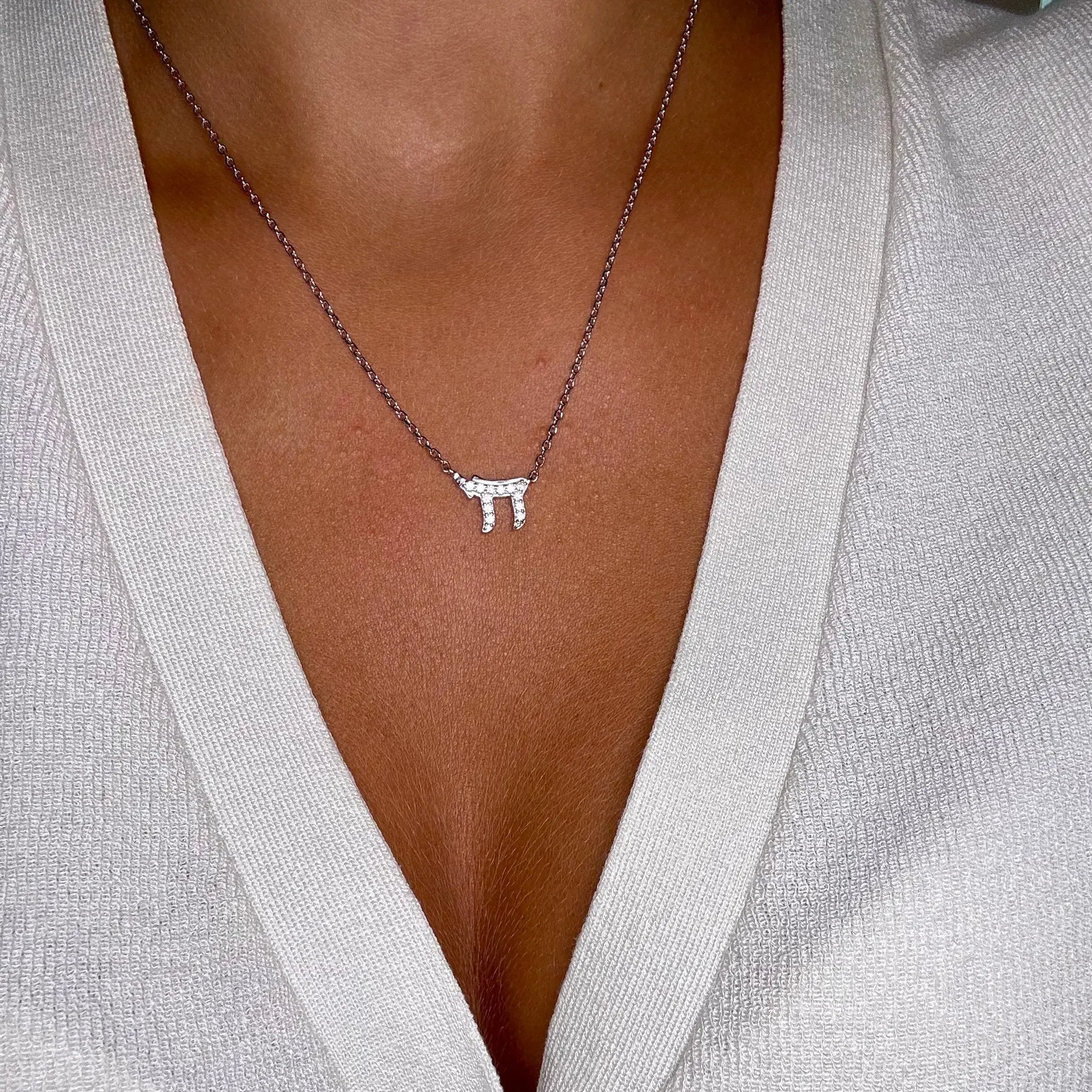 Halsband - Chai med zirkoner - L8Hasselblad