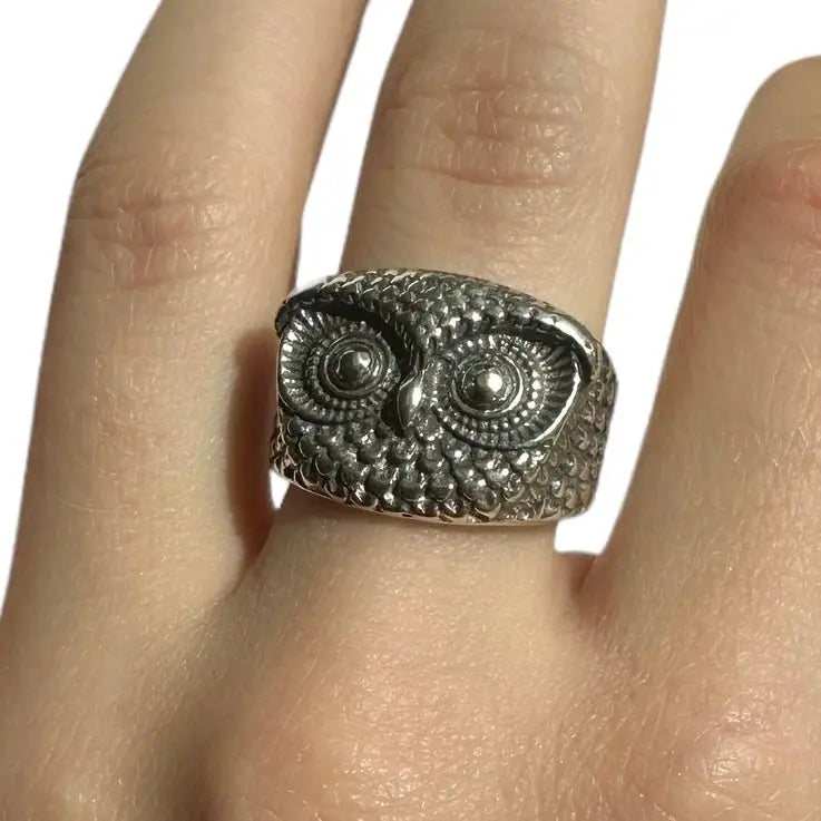 Herr Uggla ring - L8Hasselblad