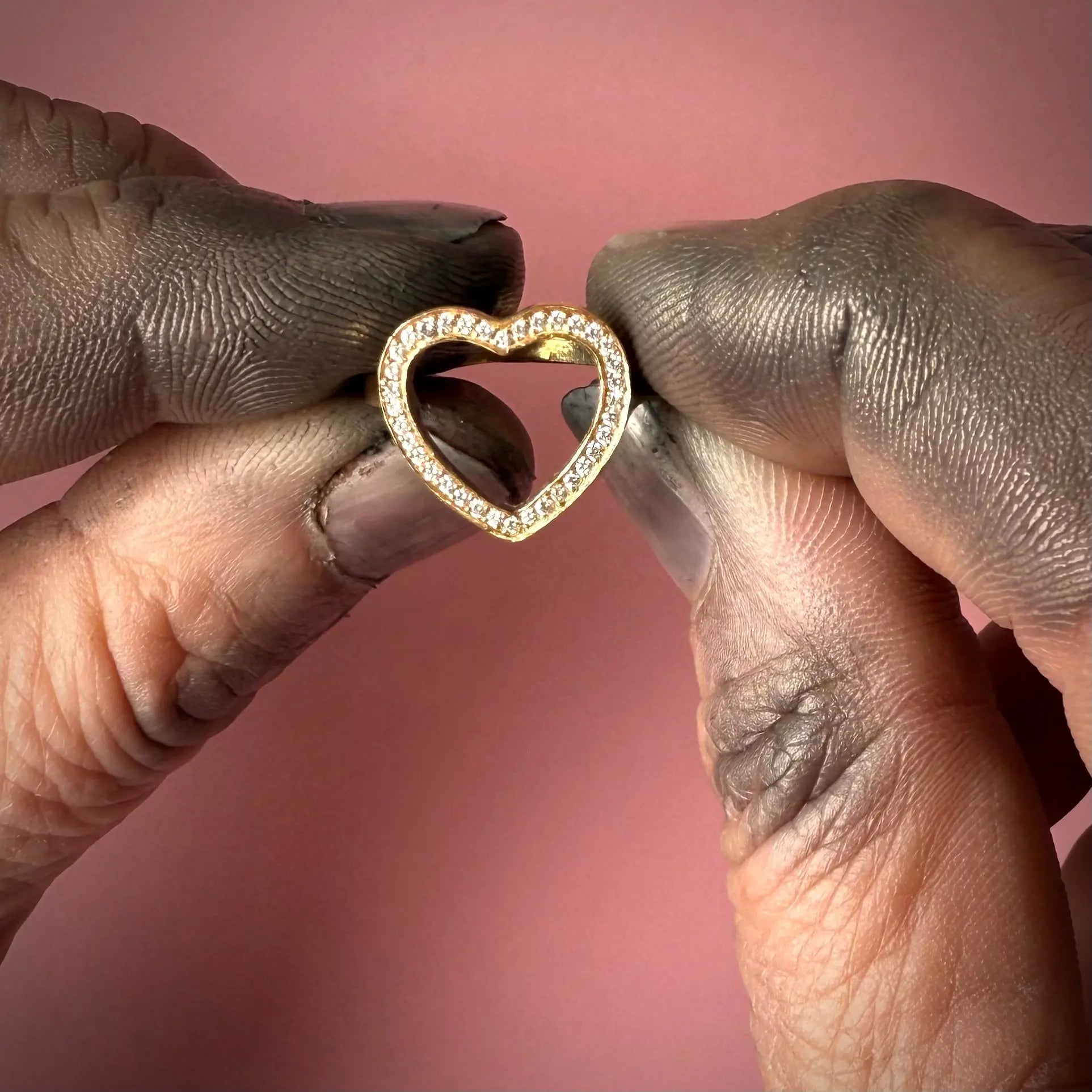 Hjärtring i 18k med diamanter - L8Hasselblad