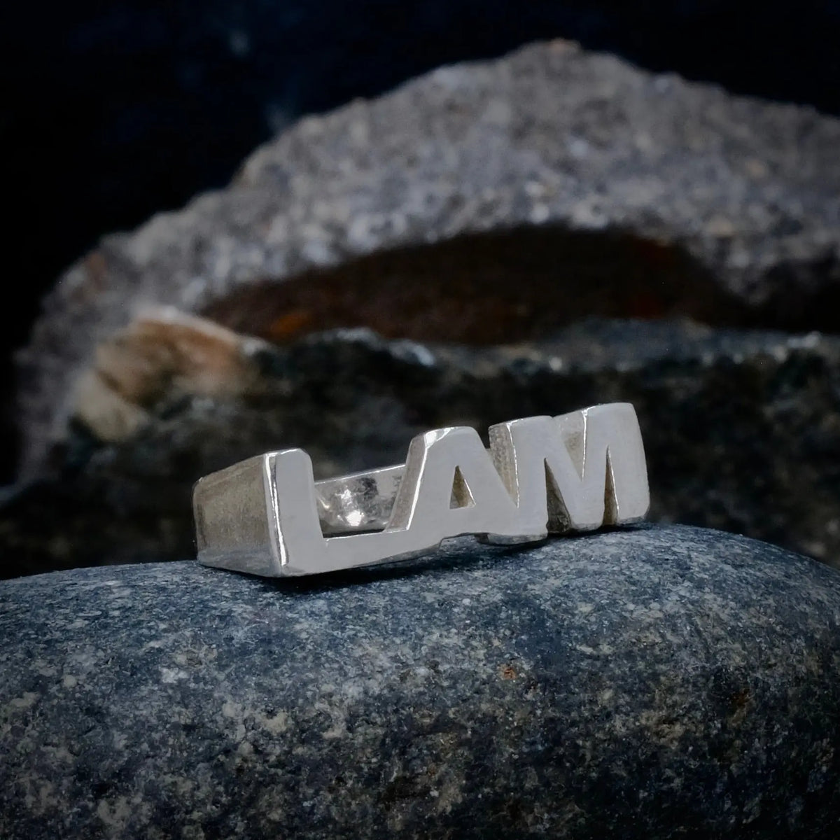 I AM - Ordring L8Hasselblad