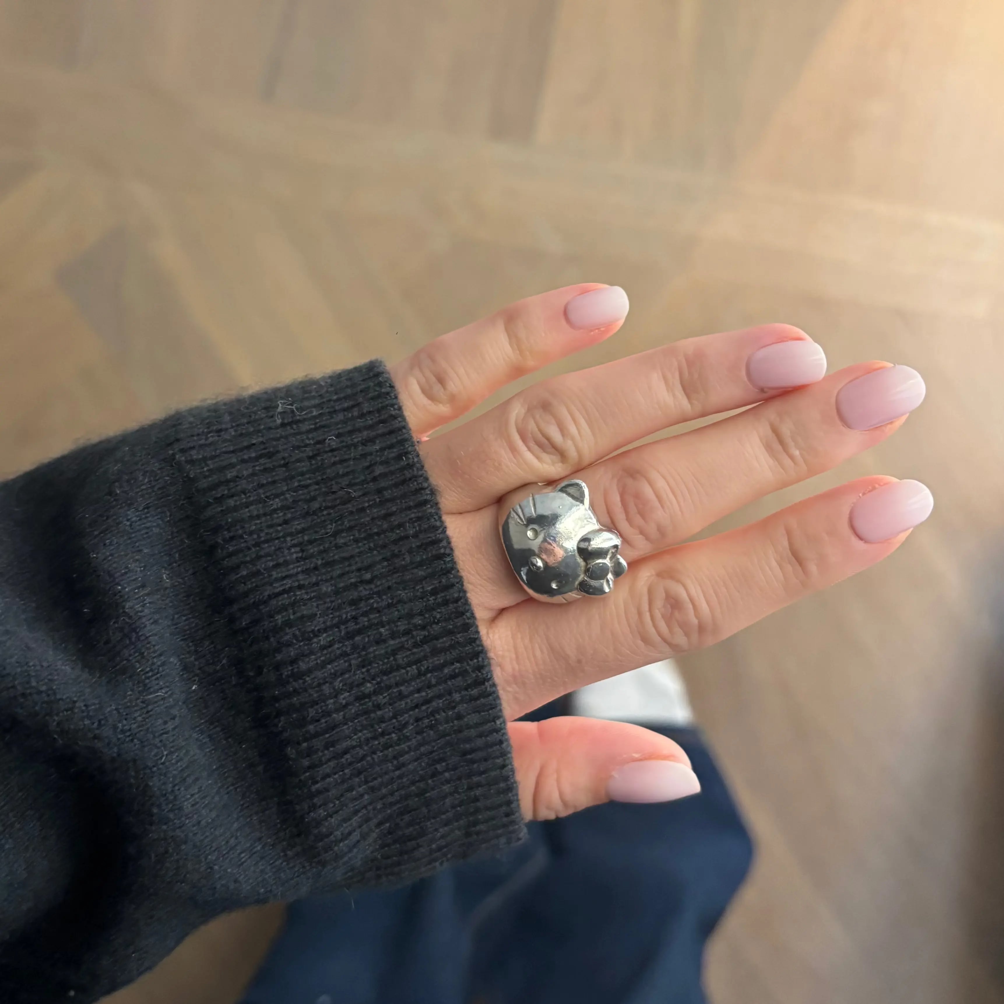 Hej Kitty ring L8Hasselblad