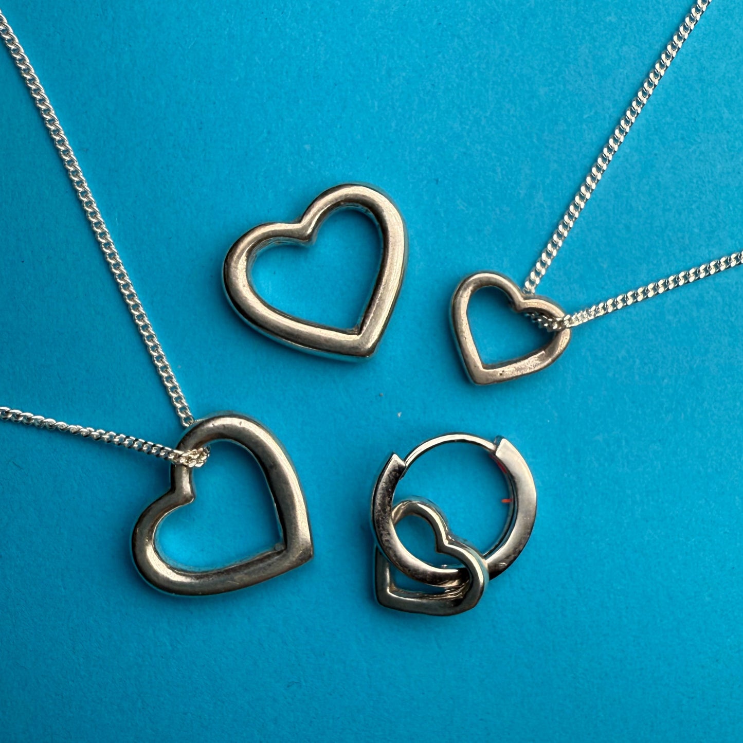 Charm - Heart with lightning bolt or arrow