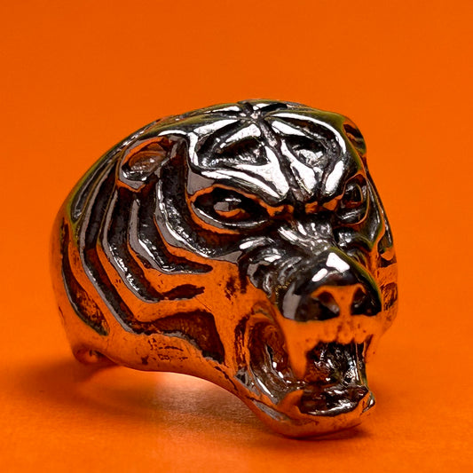 Mighty tiger ring