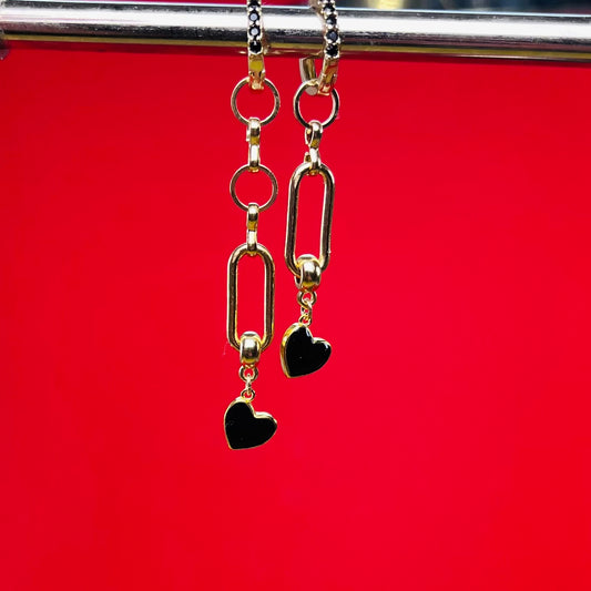 Earring - The black heart pendant