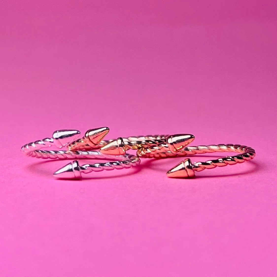 Ring - Twisted arrow adjustable ring