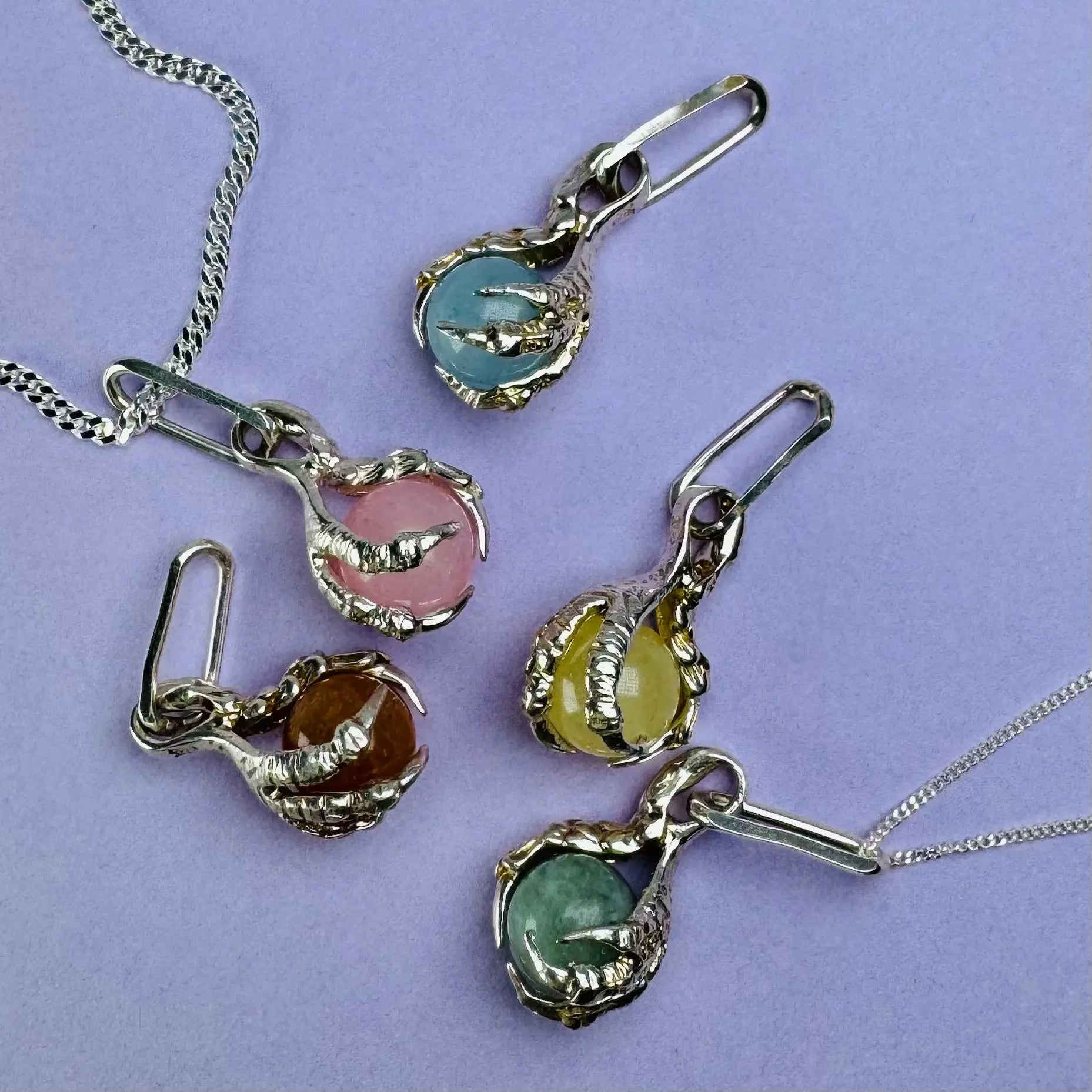 Pastellklo berlock L8Hasselblad