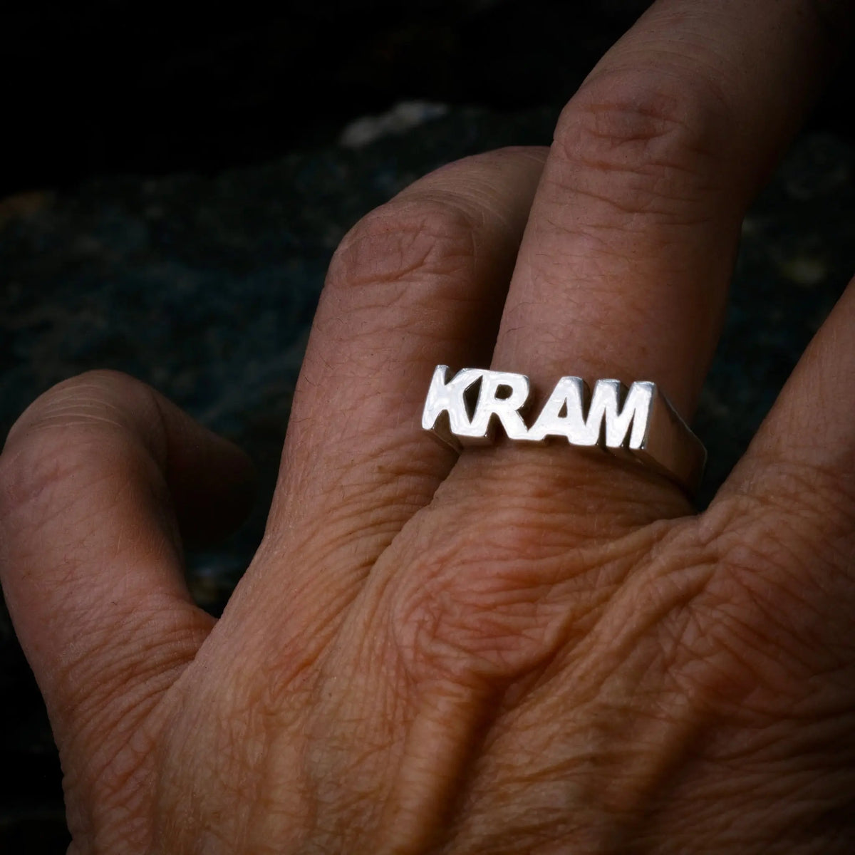 KRAM - Ordring L8Hasselblad