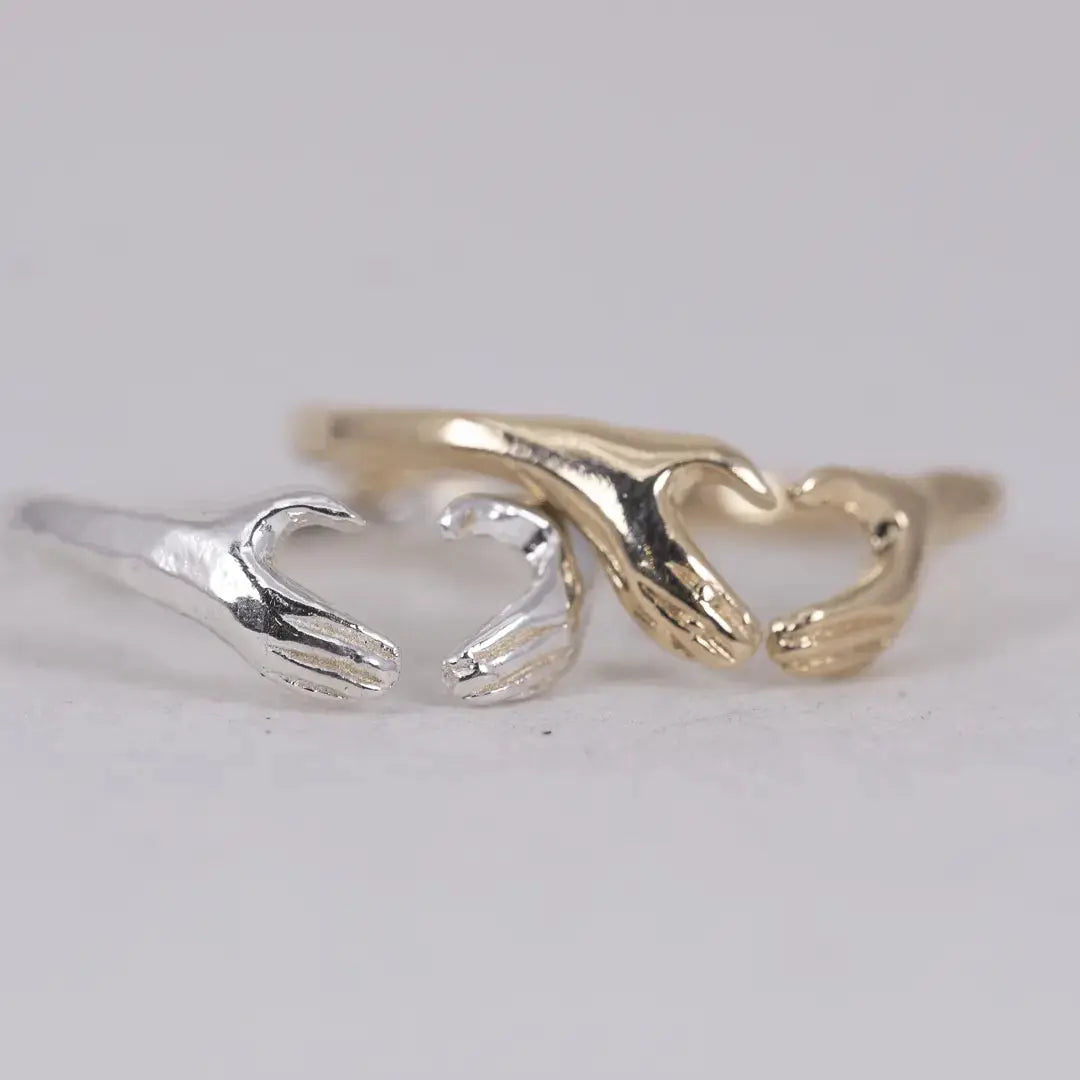 Kärlekshänder ring - L8Hasselblad