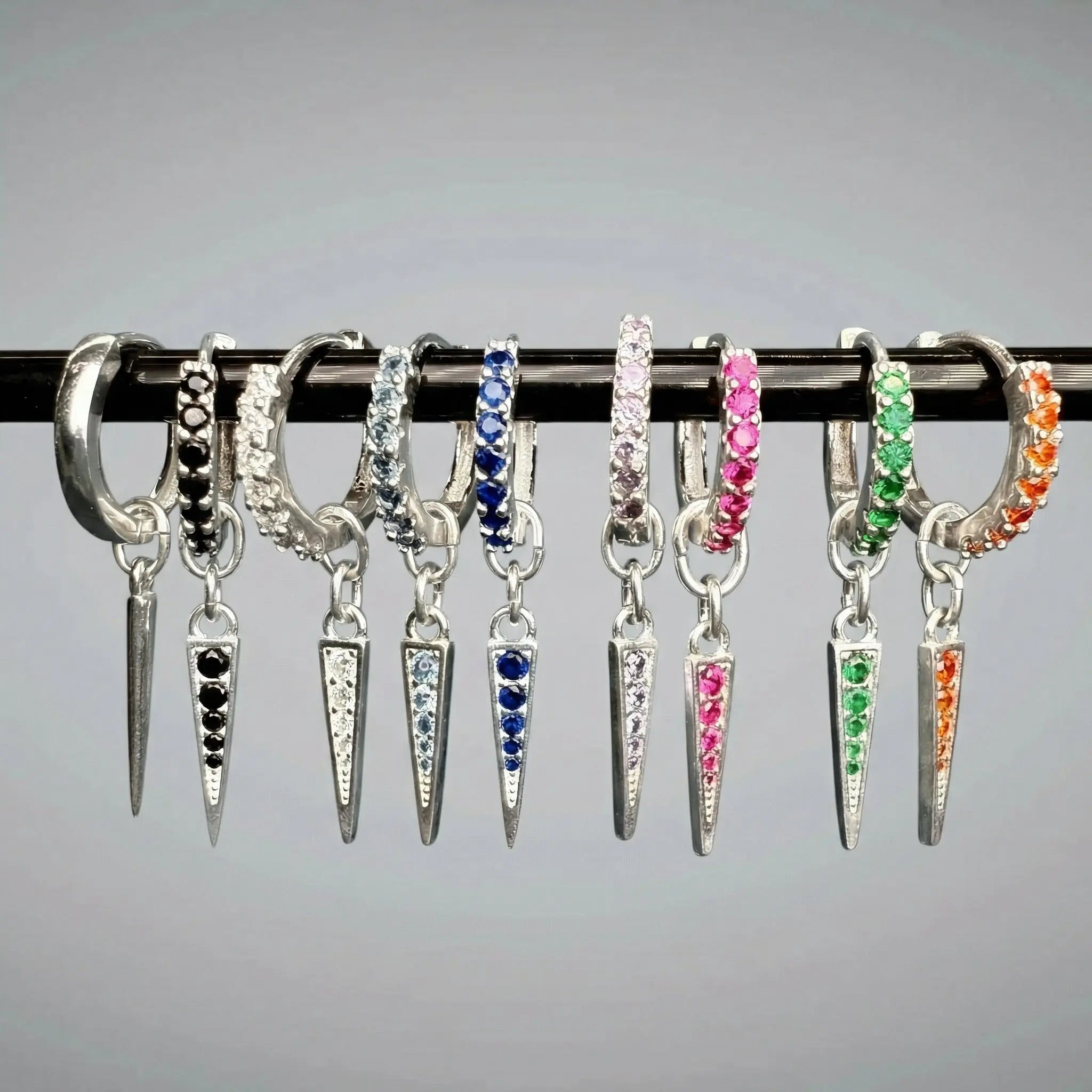 Tagg med Zirkoner Örhänge