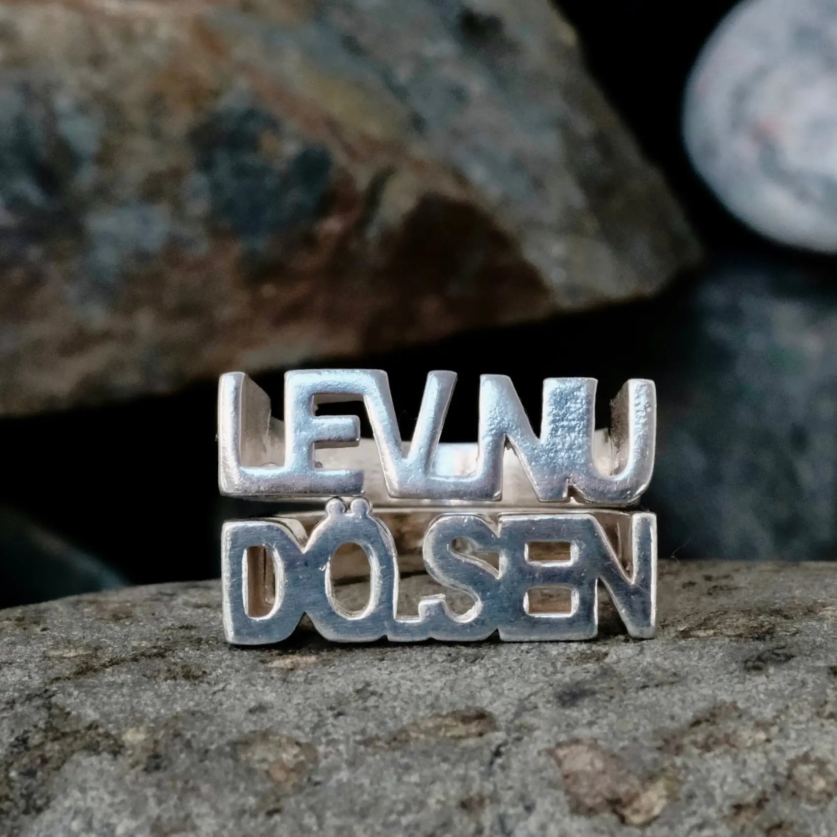 LEV NU & DÖ SEN- Ordring L8Hasselblad