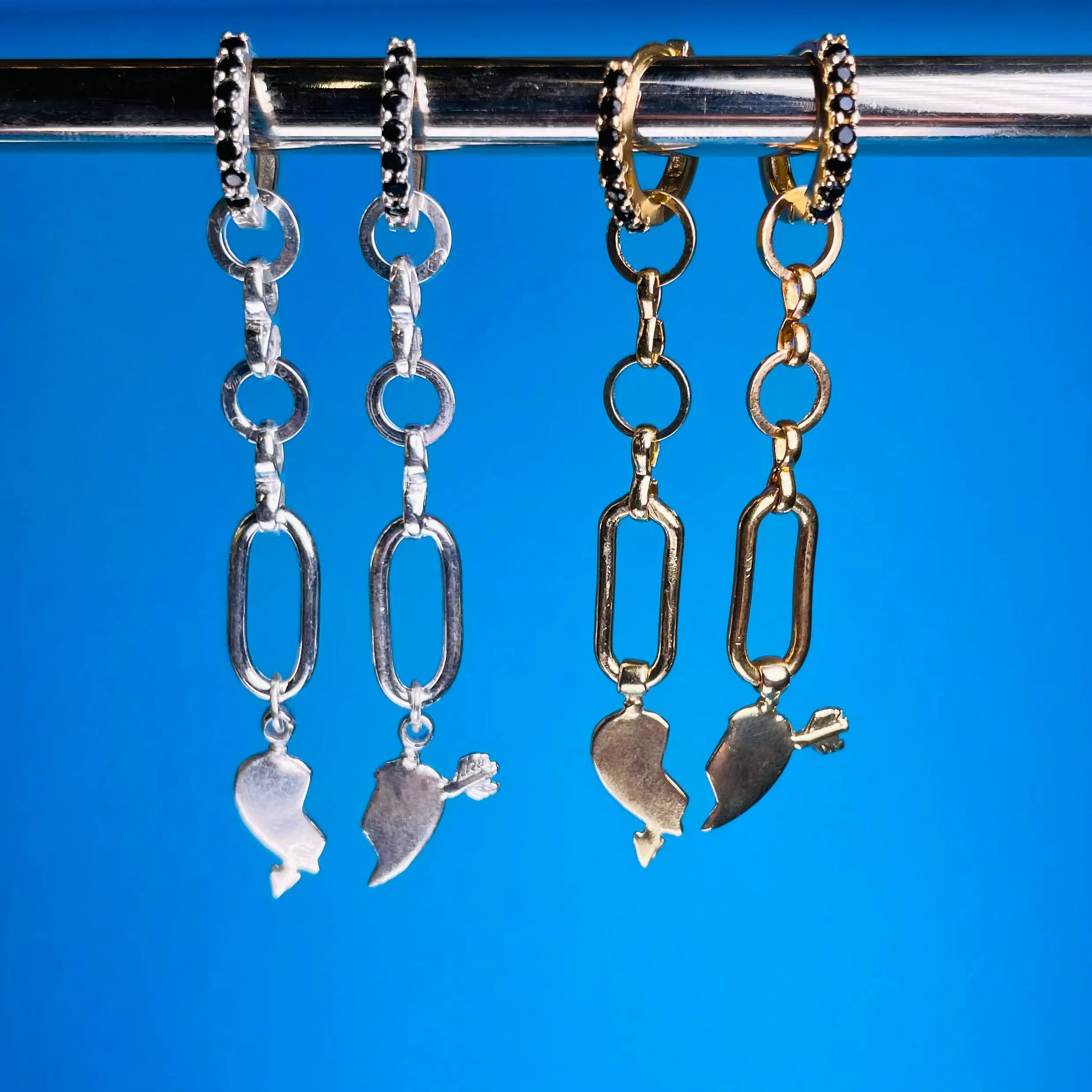 Långt Örhänge - Kompishjärthalvor - L8Hasselblad