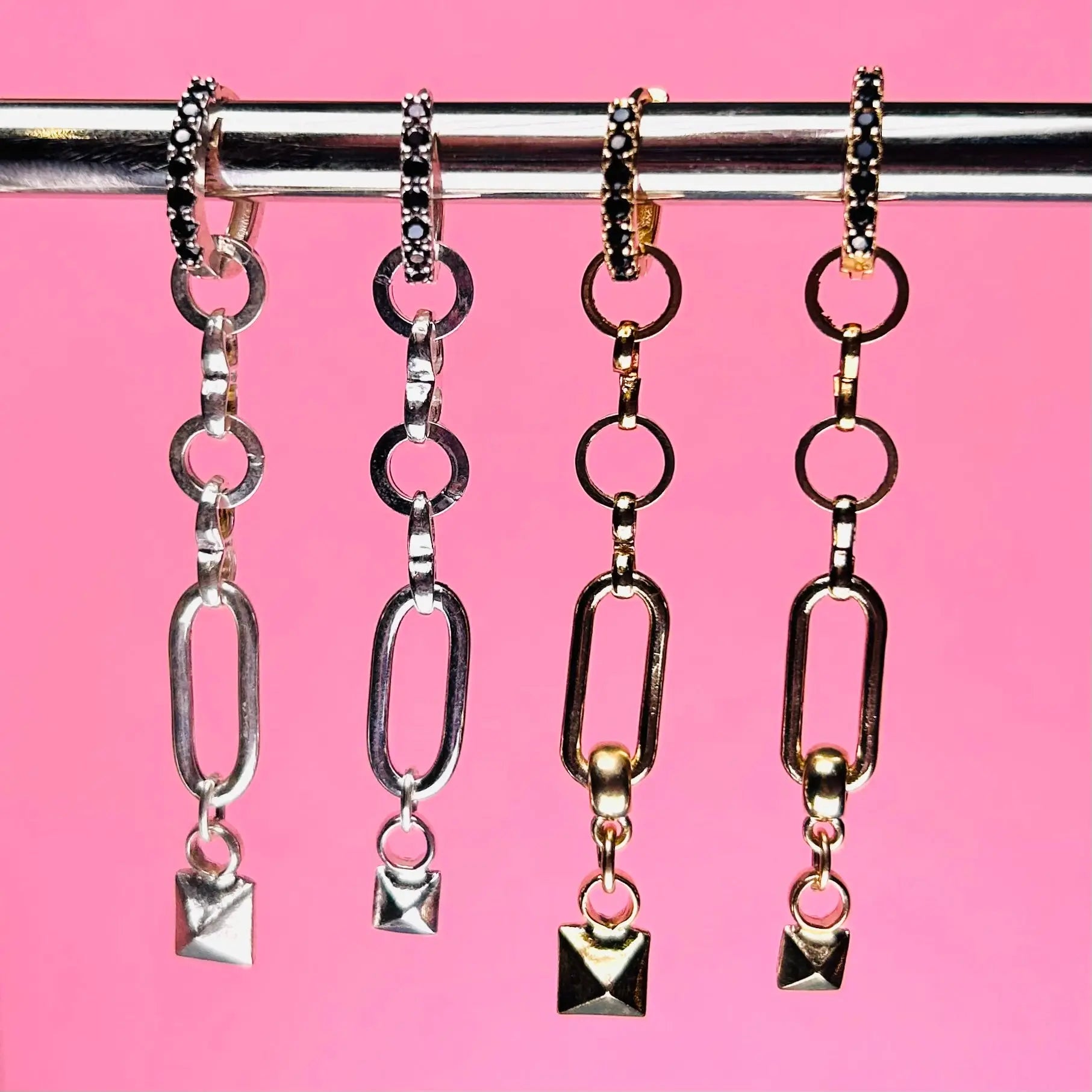 Långt Örhänge - Premiumnit - L8Hasselblad