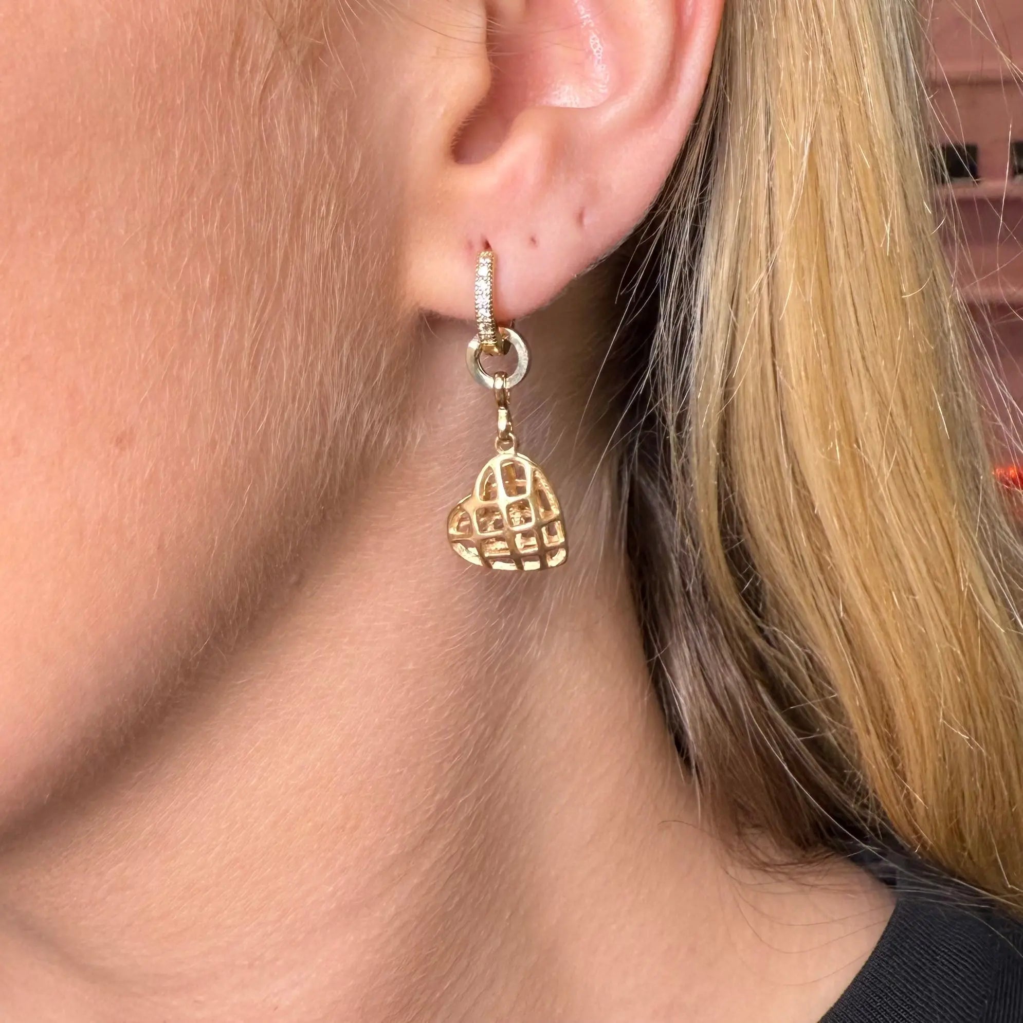 Love compass - guldörhängen - L8Hasselblad