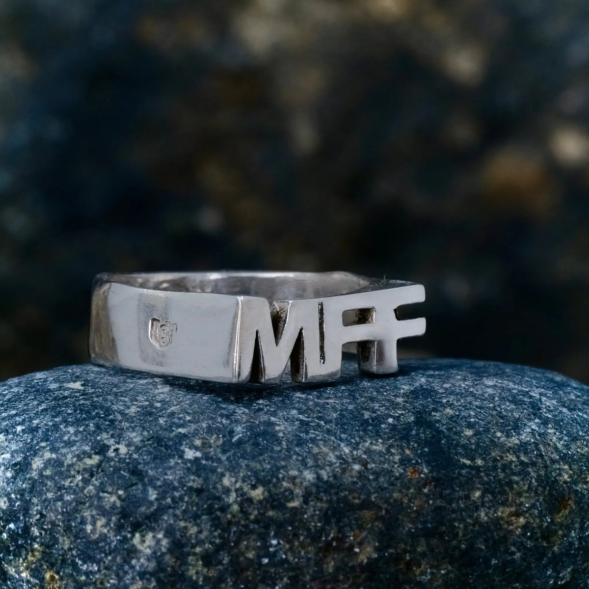 MFF - Ordring L8Hasselblad