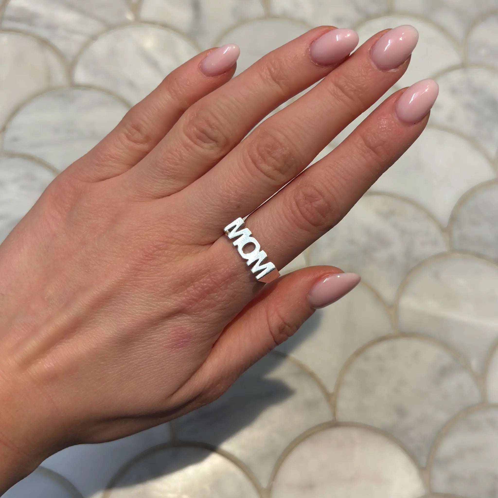 MOM ring - L8Hasselblad