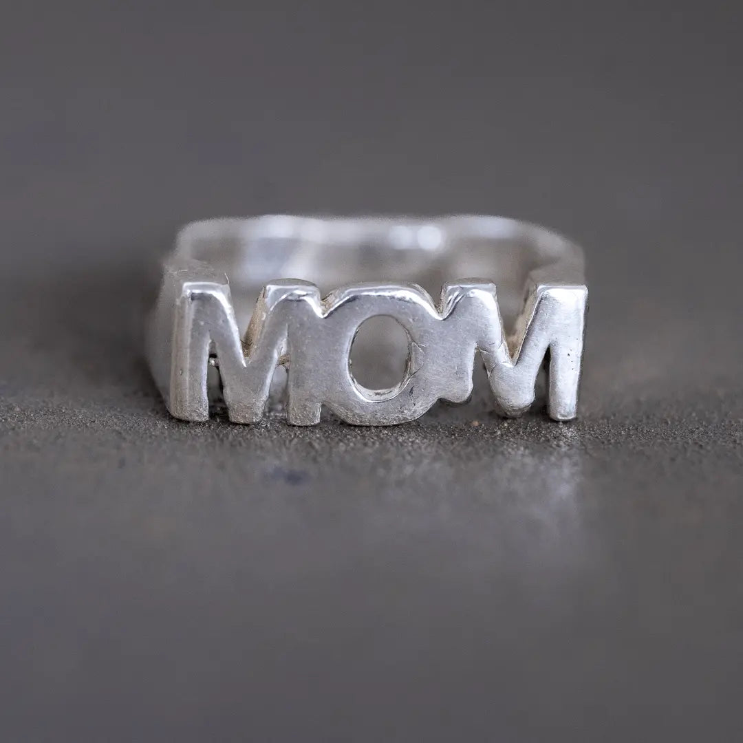 MOM - ring - L8Hasselblad