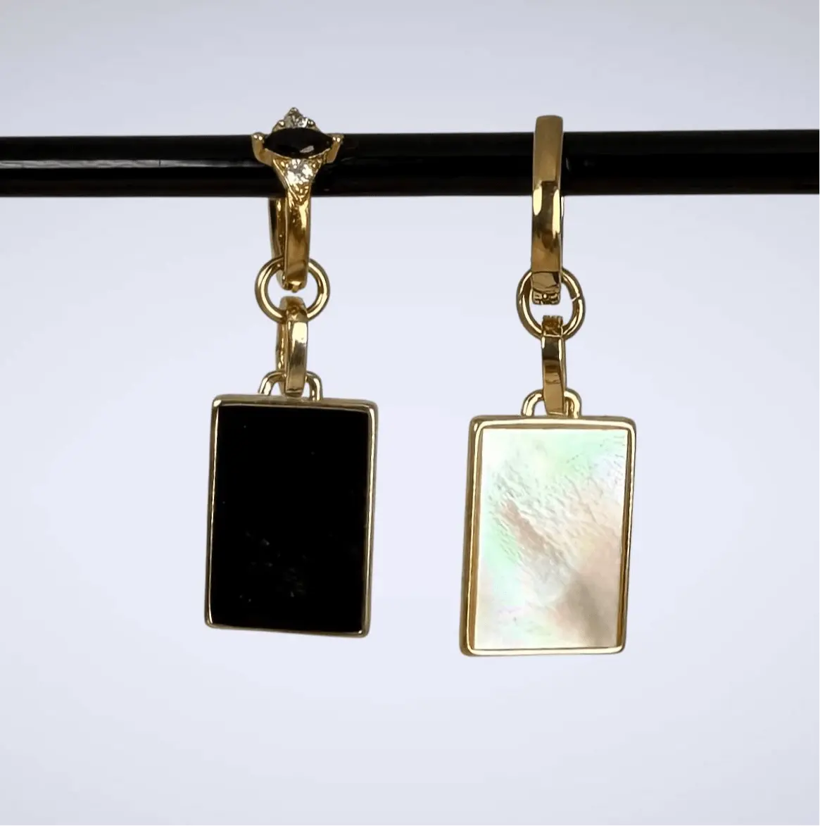 Marmor - guldörhänge - L8Hasselblad