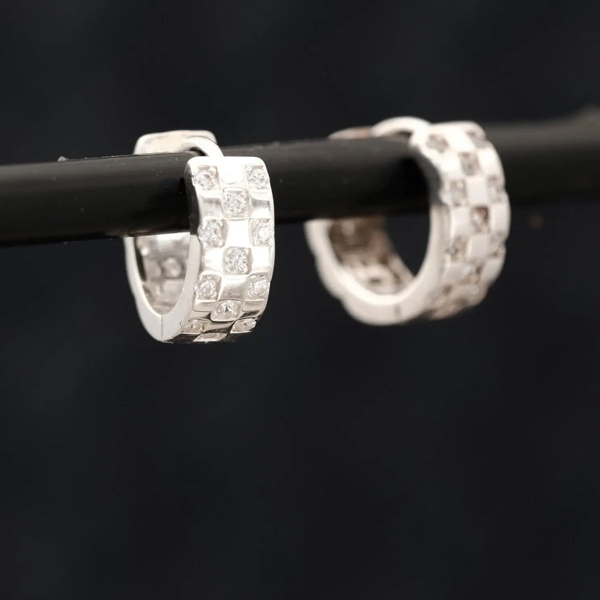 Mosaic Hoops L8Hasselblad