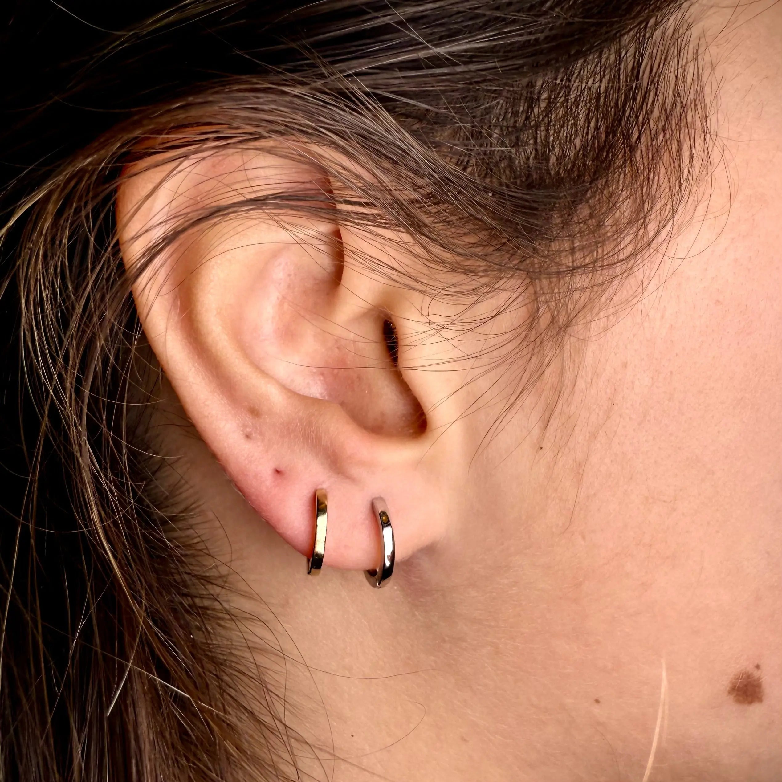 Smala colorful hoops guld - L8Hasselblad