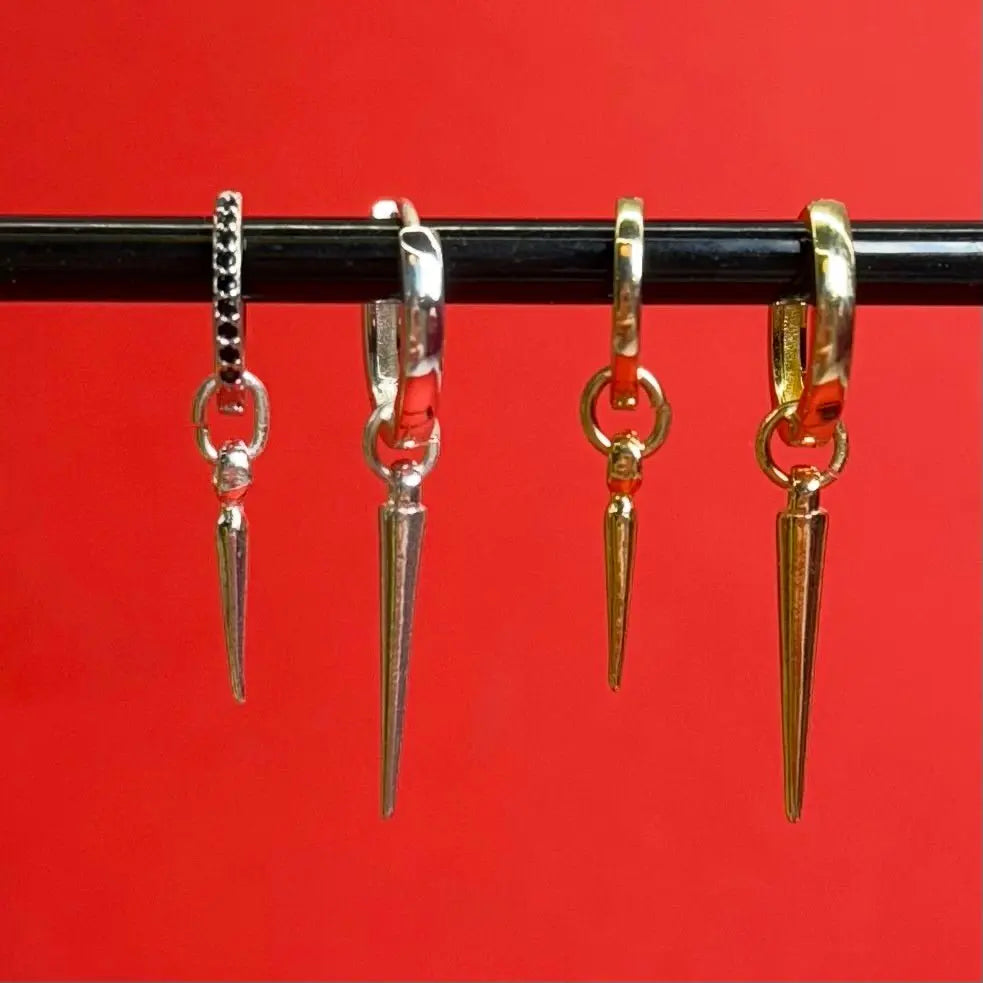 Örhänge - Runda niten - L8Hasselblad