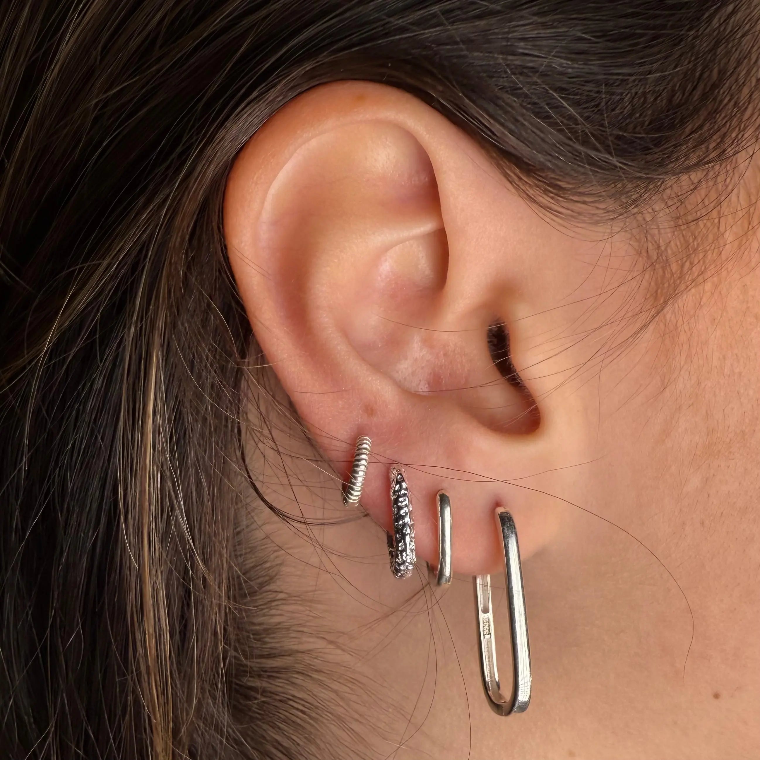 Pillar hoops - L8Hasselblad