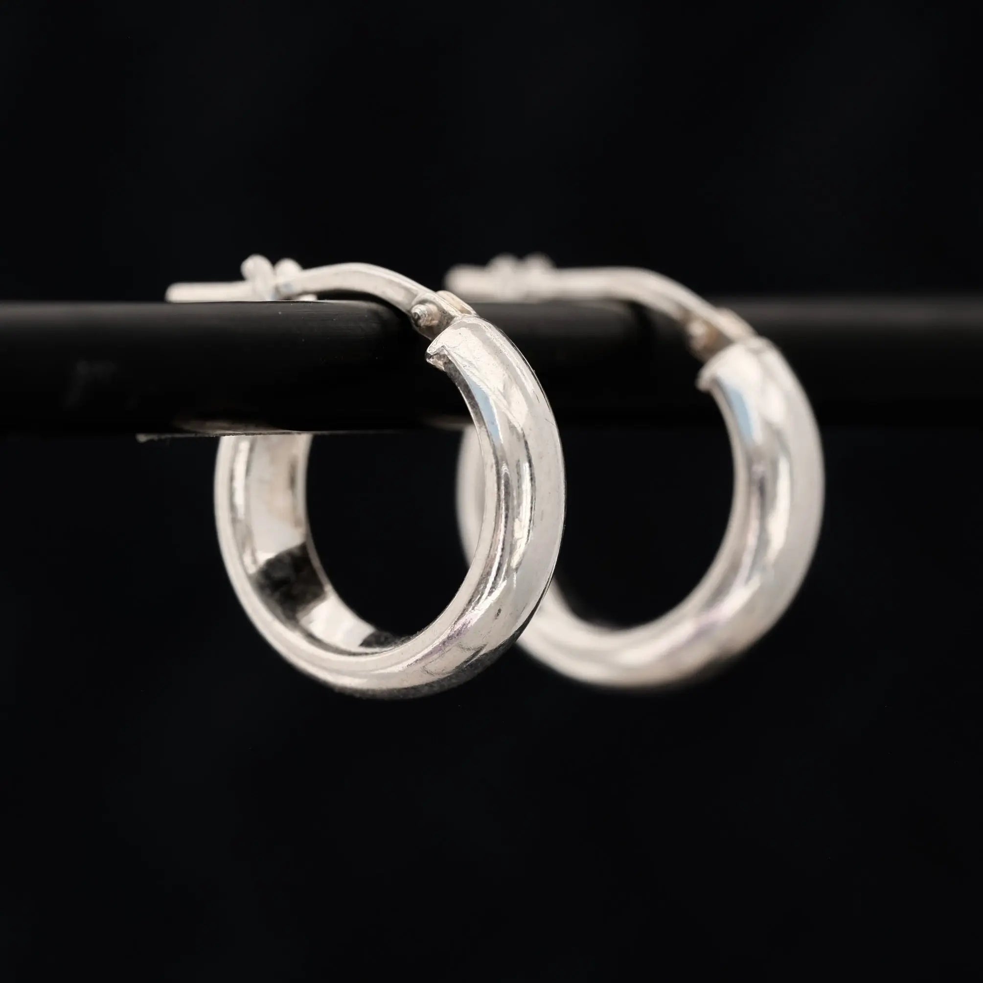 Puffy Hoops L8Hasselblad