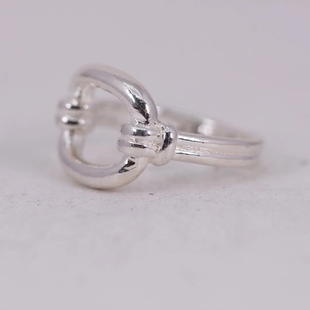 Ring - Classy and Chic - L8Hasselblad