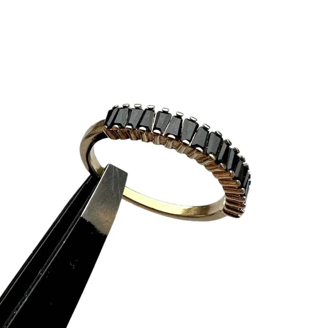 Ring med flera baugettslipade zirkoner - L8Hasselblad