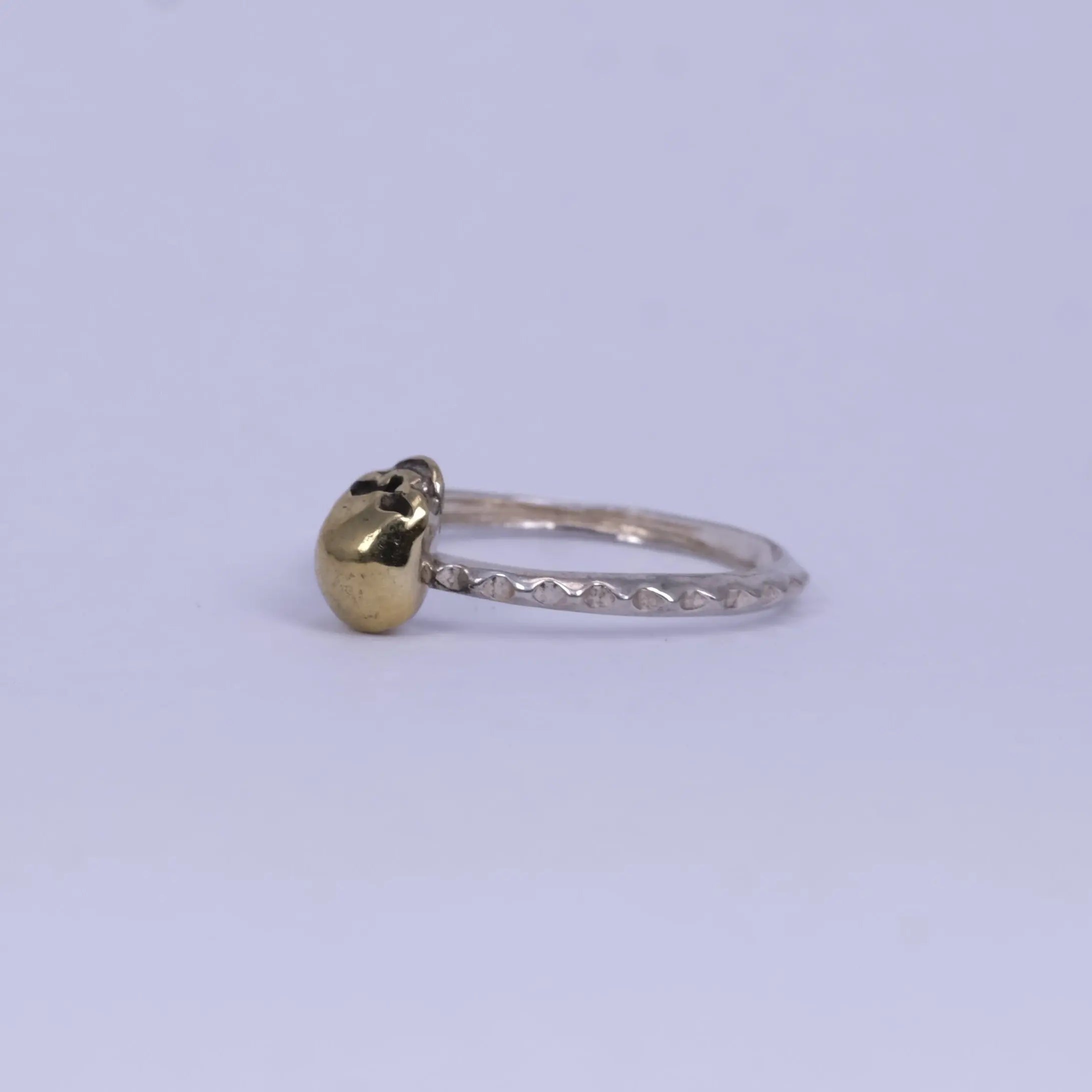 Ring - tunn nitring med dödskalle L8Hasselblad