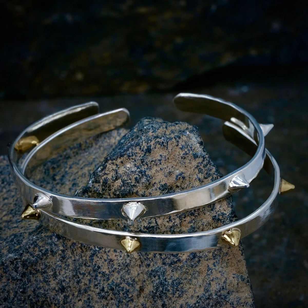 Runda Nitar - Nitarmband L8Hasselblad