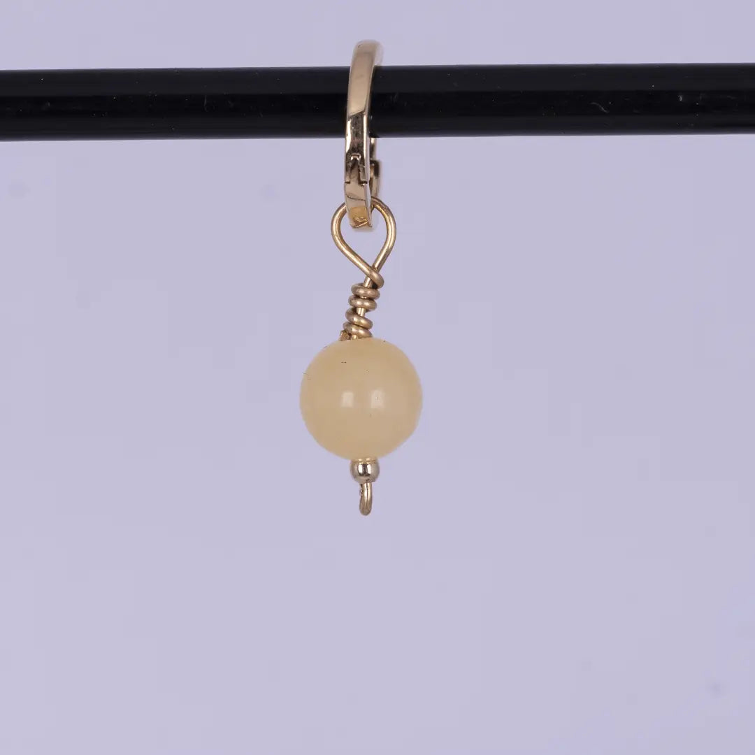 Short and Cute - stenörhängen gulddoublé - L8Hasselblad