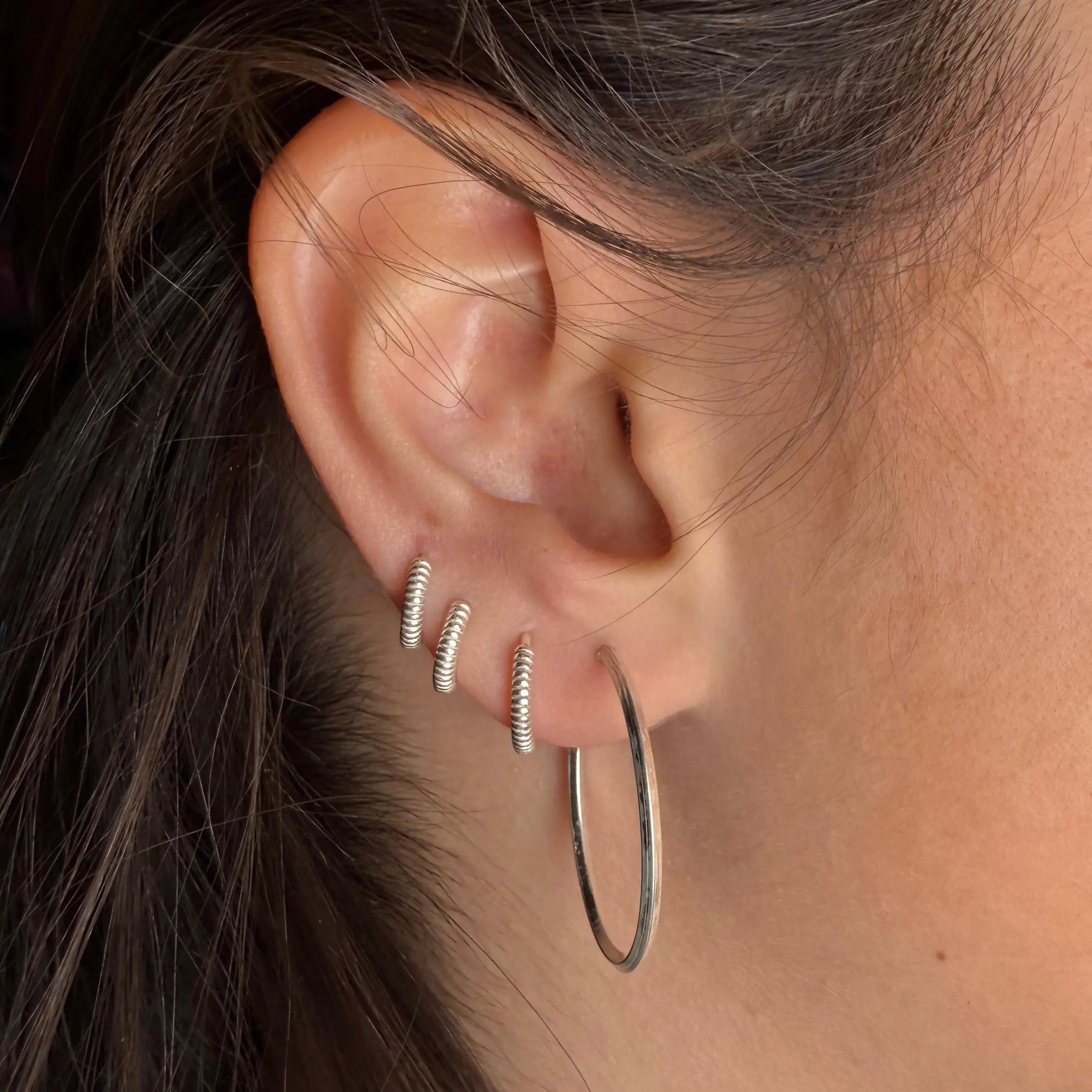 Sleek hoops - L8Hasselblad