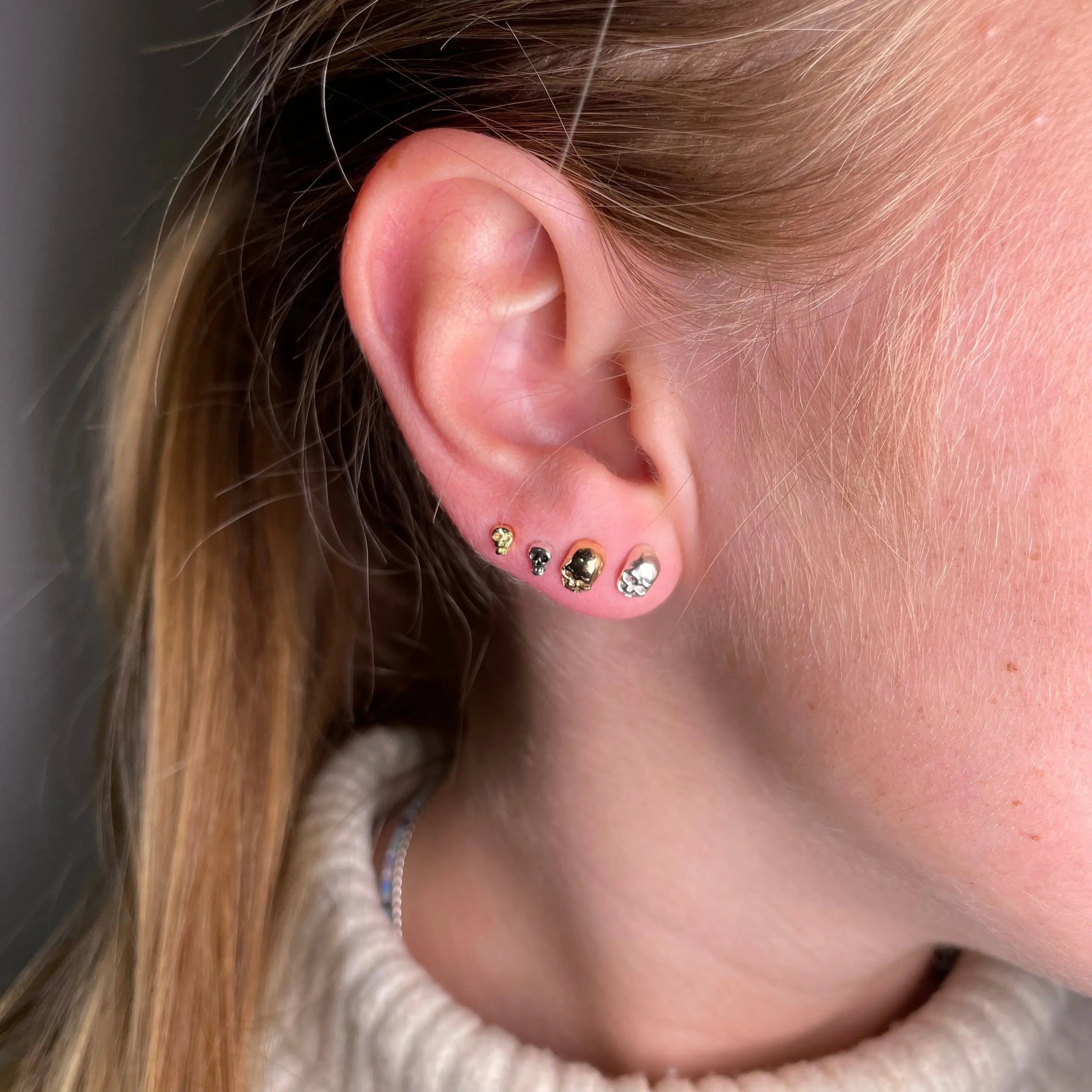 Stiftörhänge - 3D Dödskallar - L8Hasselblad