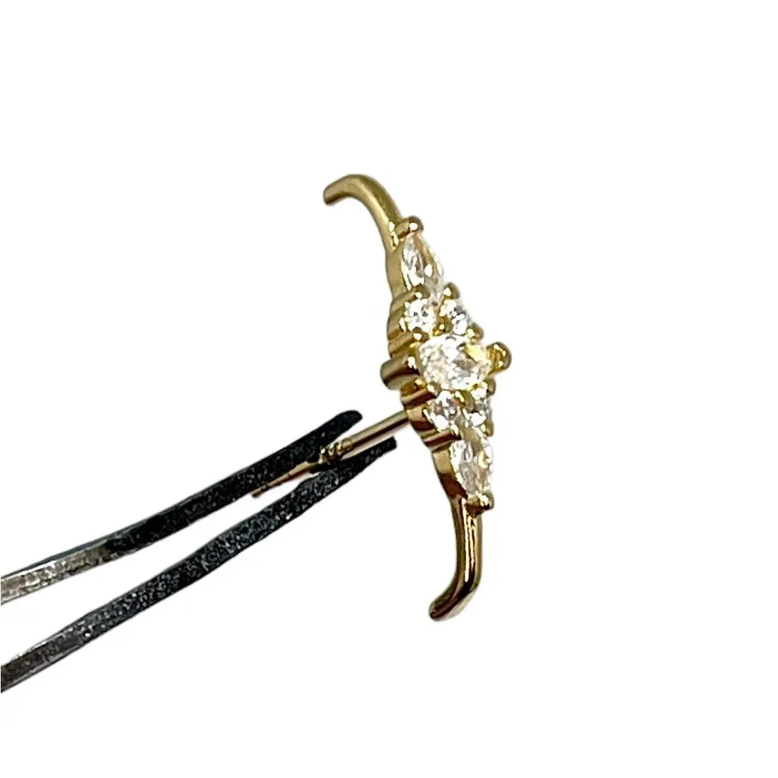 Stiftörhänge - Avlångt med Zirkoner - L8Hasselblad