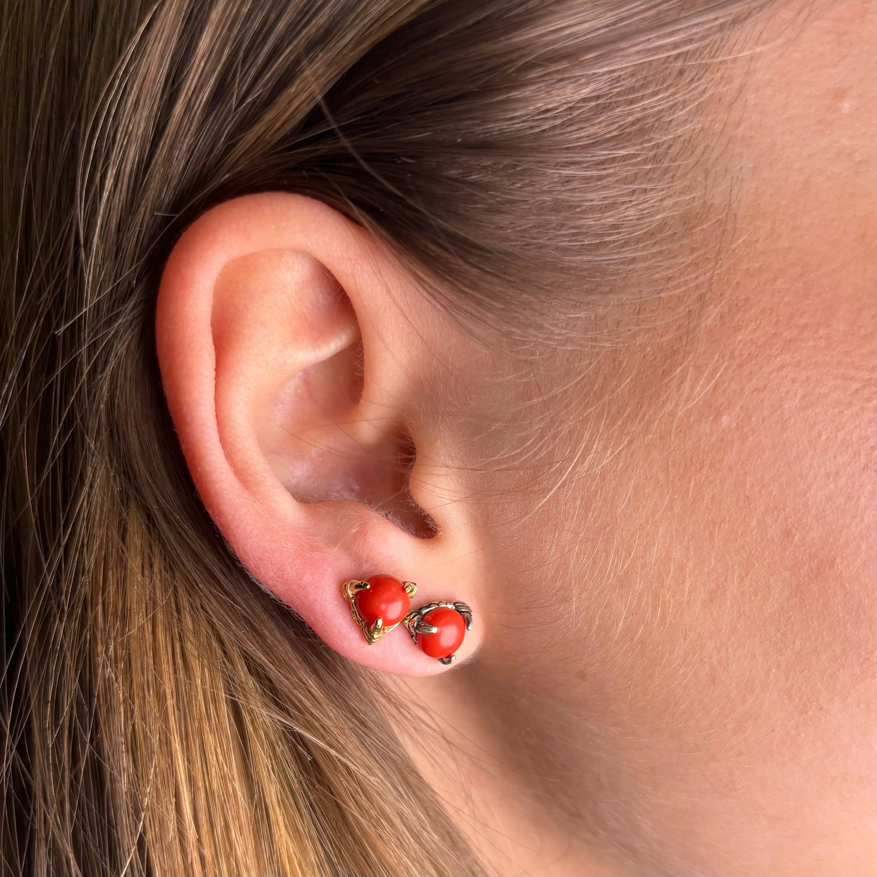 Stiftörhänge - Kråkgodis - L8Hasselblad