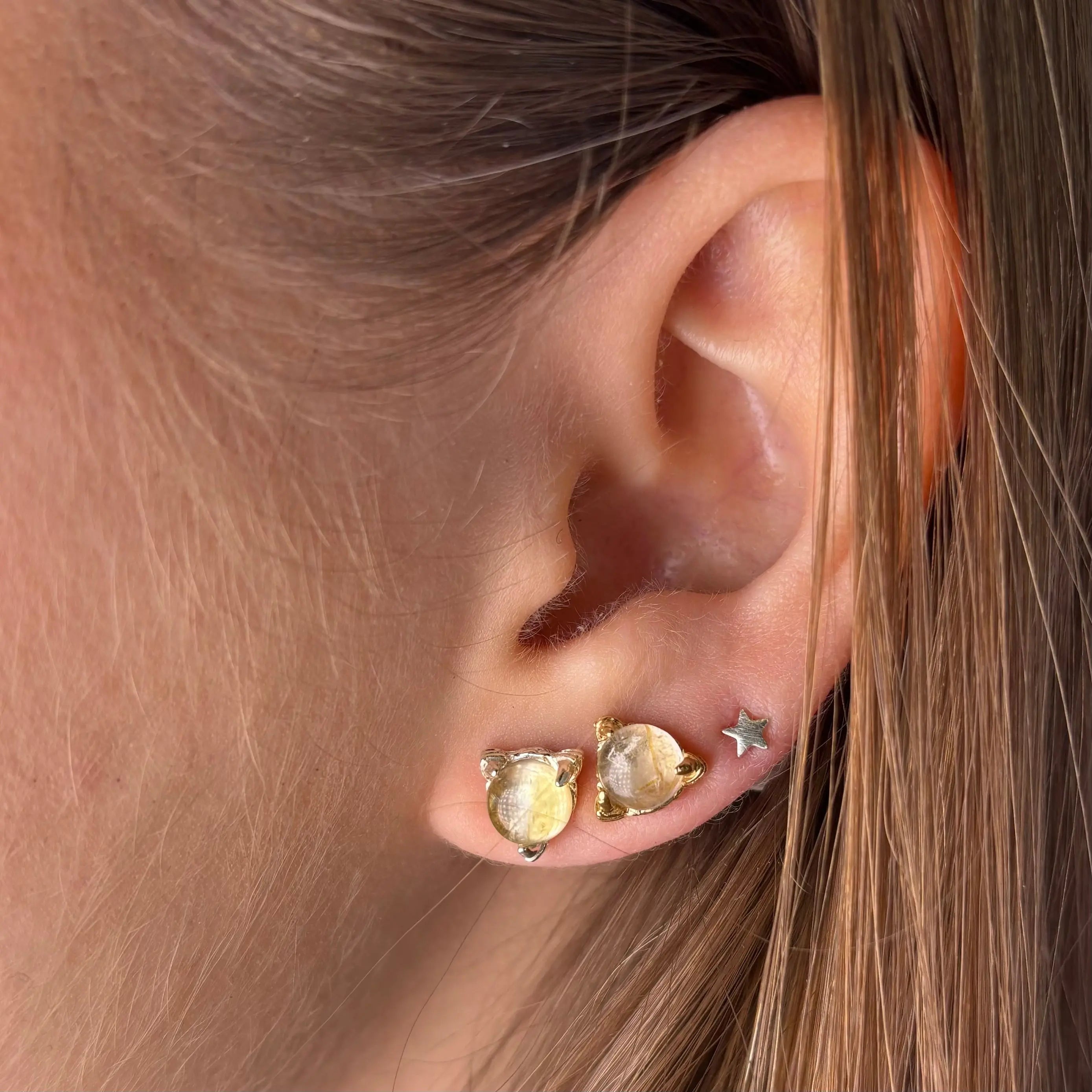 Stiftörhänge - Kråkgodis - L8Hasselblad