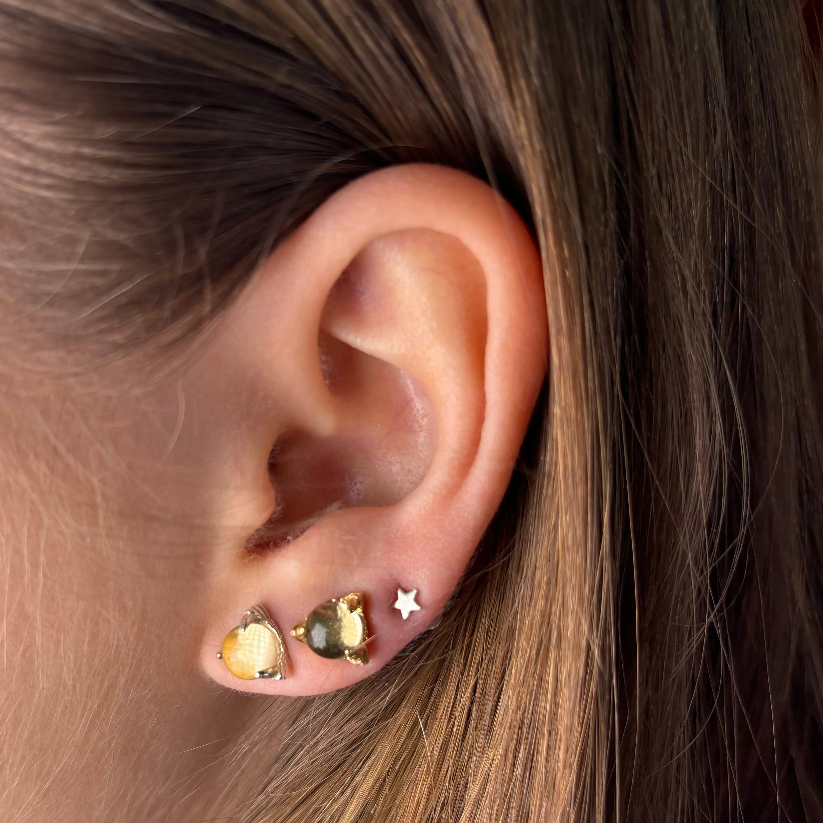 Stiftörhänge - Kråkgodis - L8Hasselblad