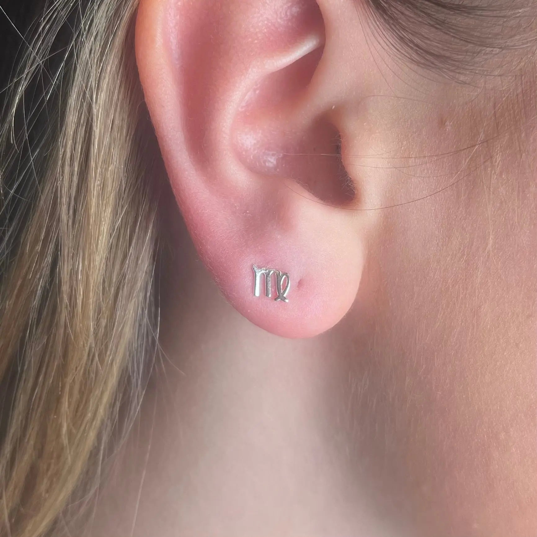 Stiftörhänge - Stjärntecken - L8Hasselblad