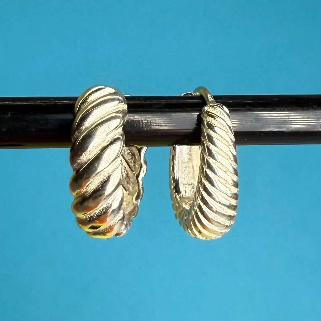 Striped hoops - L8Hasselblad