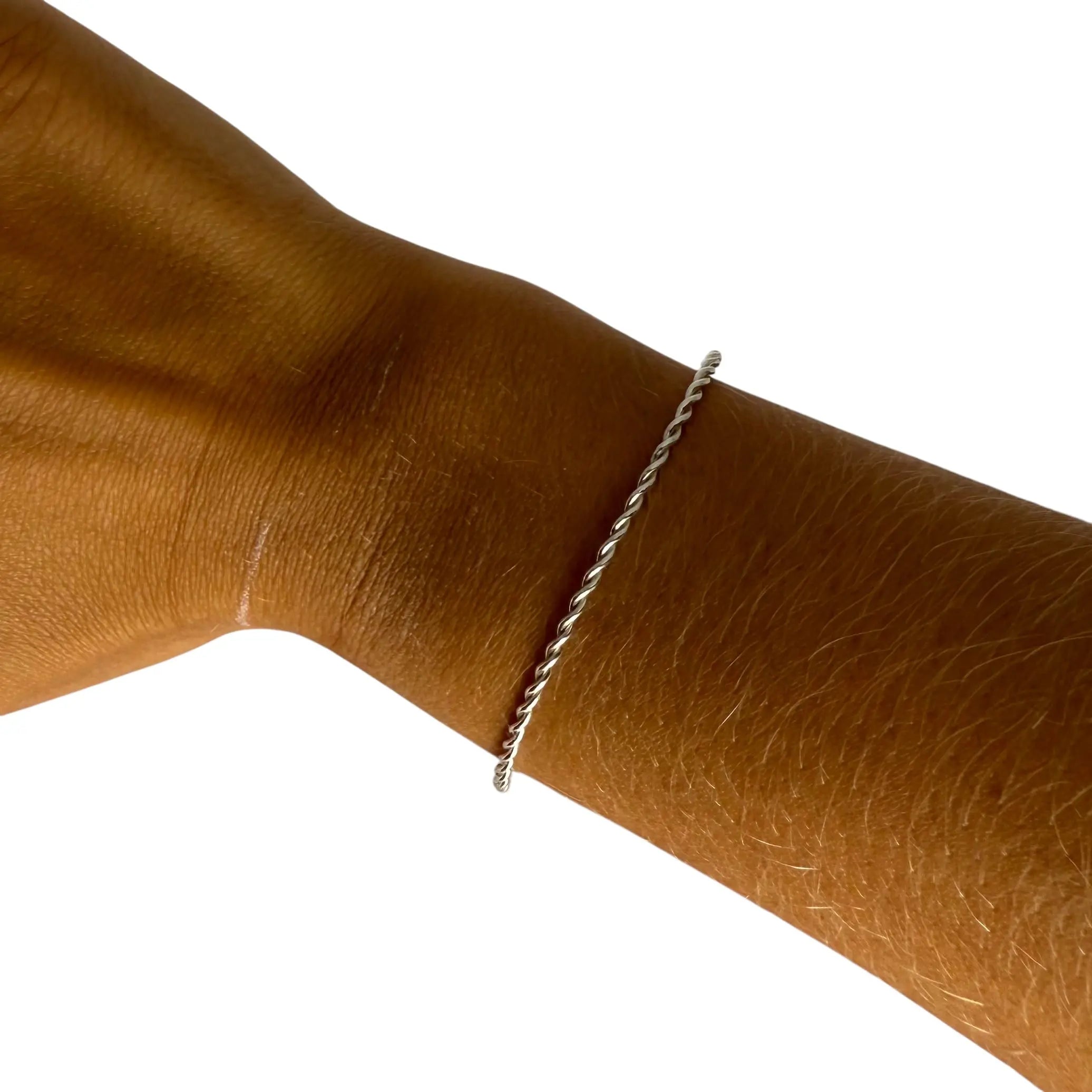 Tvinnat armband - L8Hasselblad